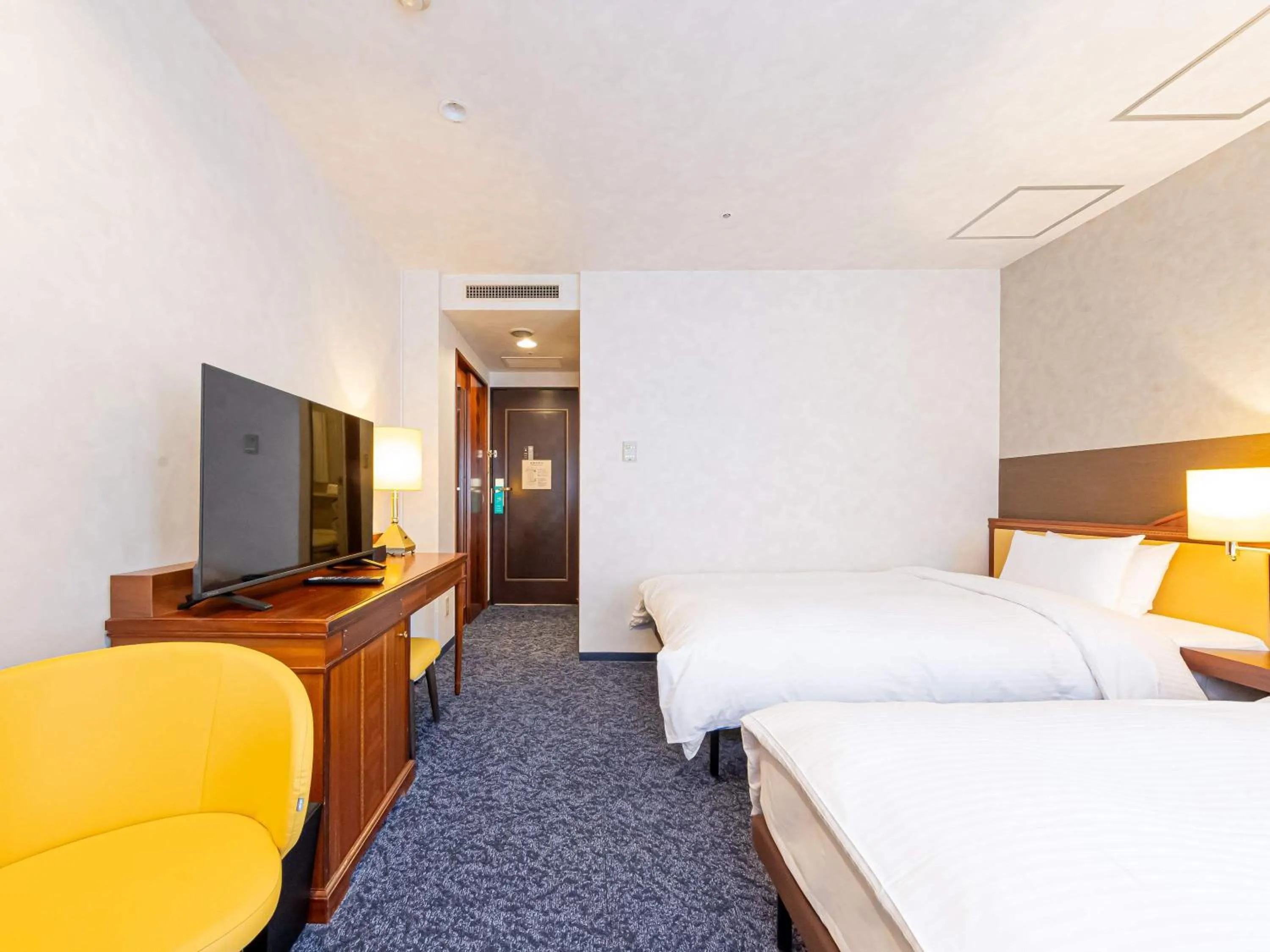 Bedroom, Bed in Prince Smart Inn Nagoya Sakae