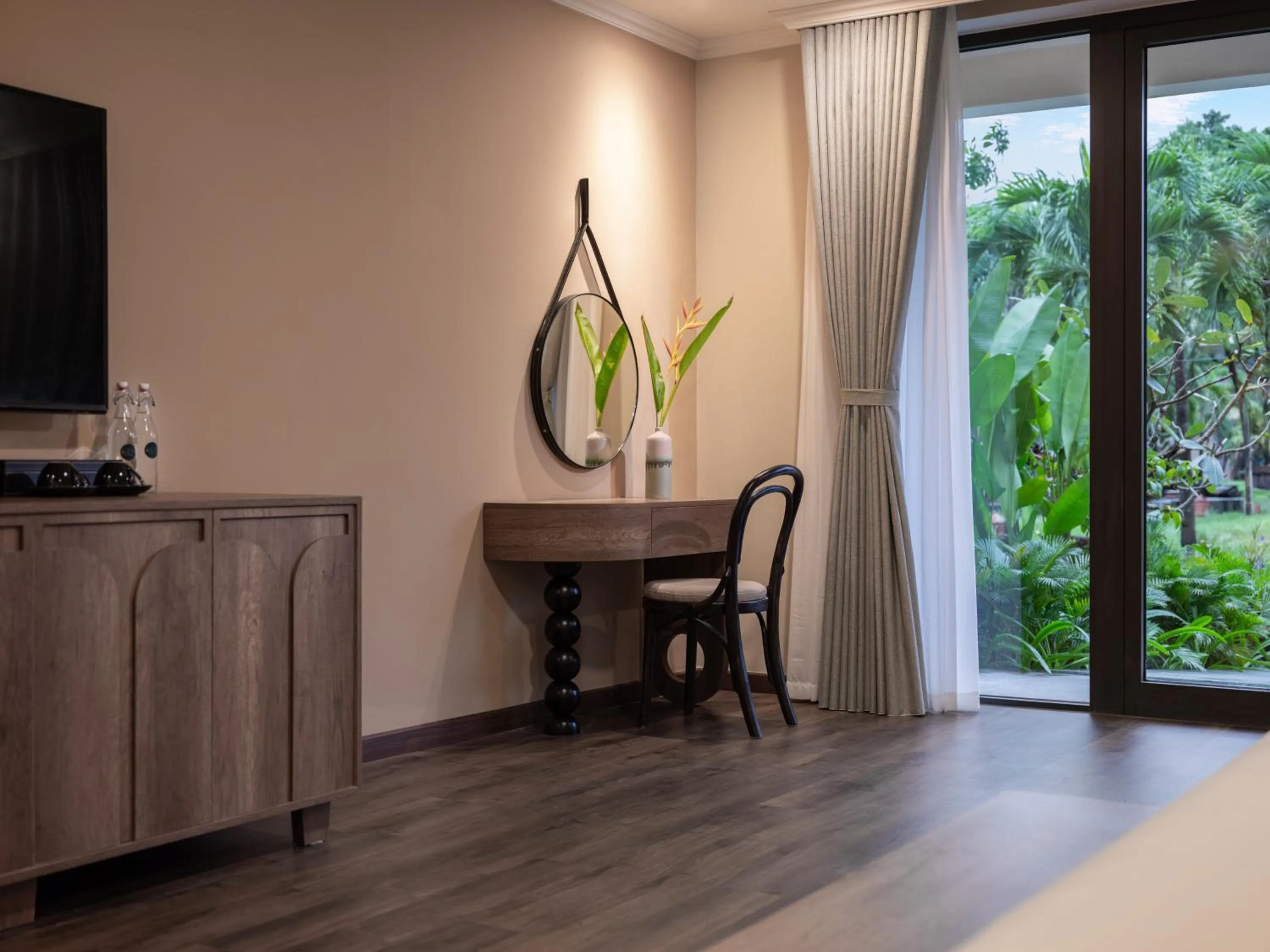 Garden view in Sen Retreat Hoi An