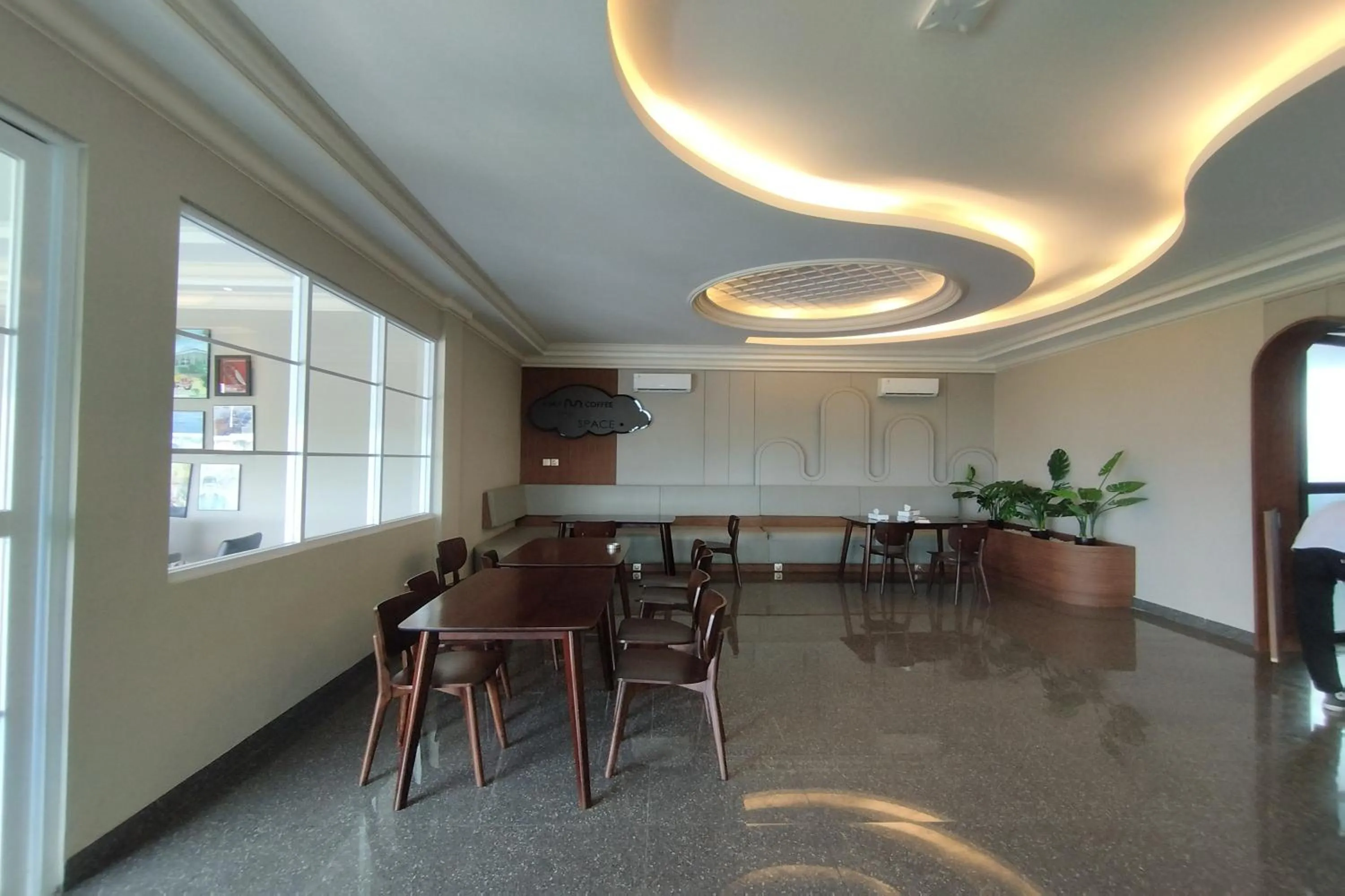 Area and facilities in Maulidia Hotel Syariah & Convention Center