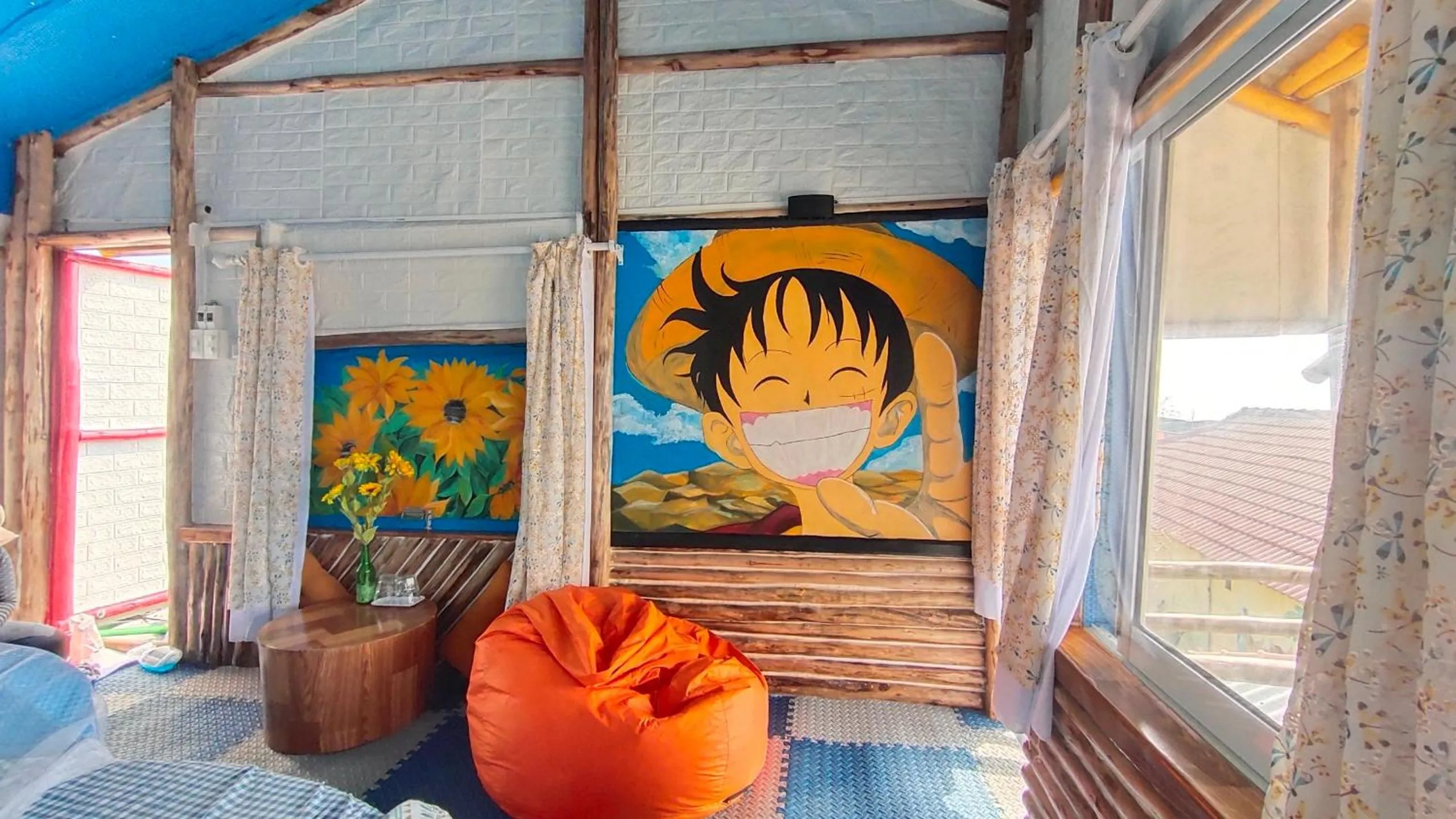 Bed in Long Vĩ hotel - đảo Phú Quý