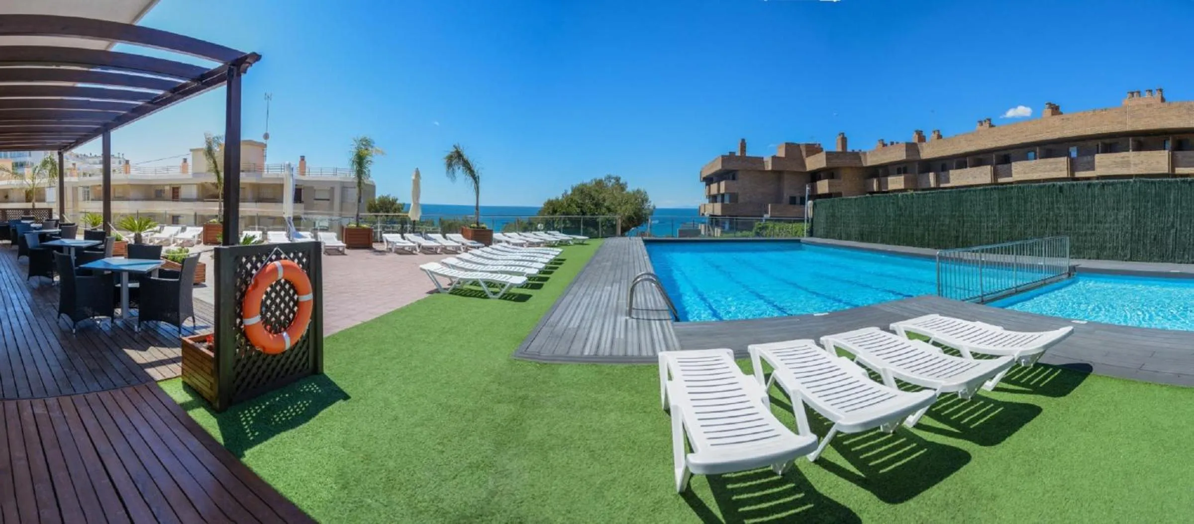 Swimming pool in NEW TORRASSA Planet Costa Dorada