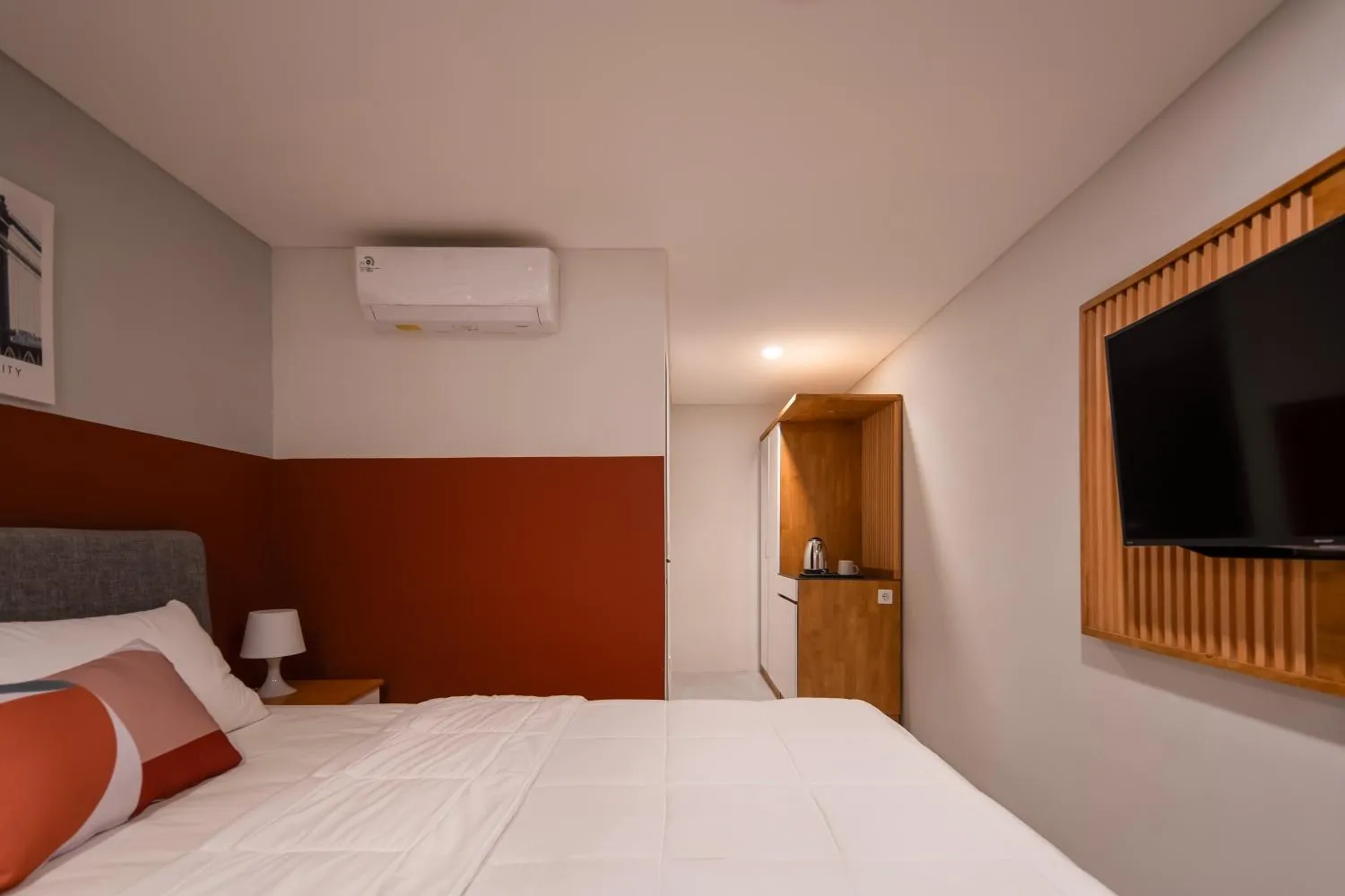 Bedroom, Bed in Cove Urbanier