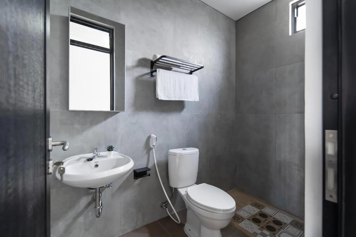 Bathroom in Cove Urbanier