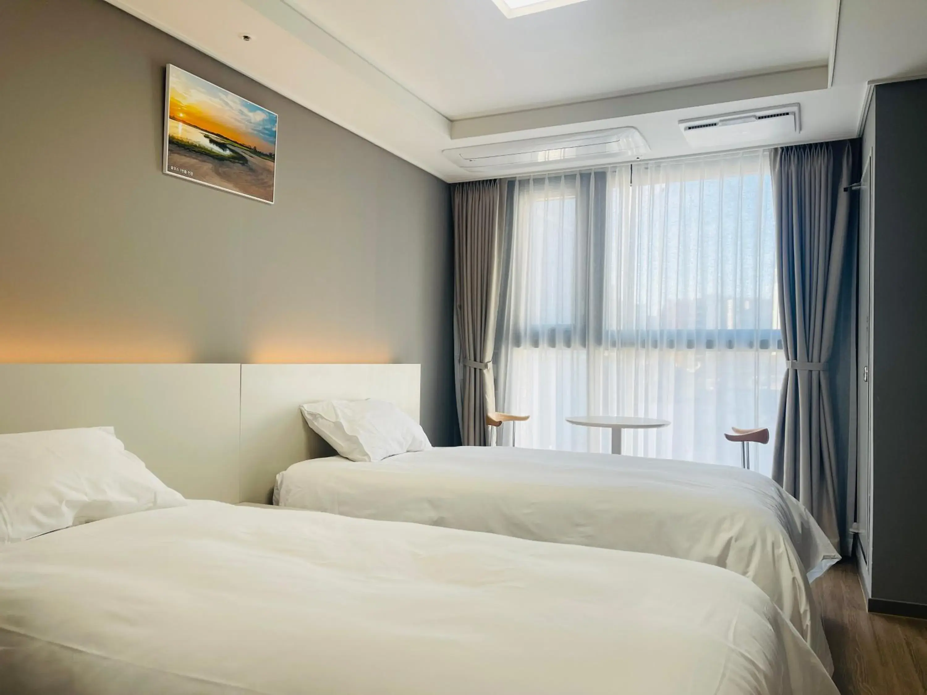 Standard Twin Room in INN-The City MyeongDong Standard Twin Room in INN-The City MyeongDong