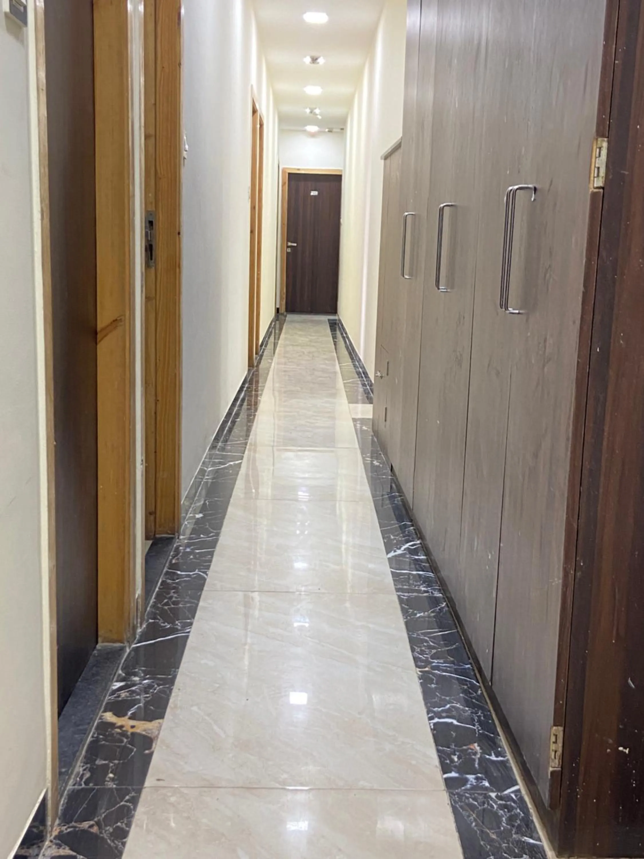 Lobby or reception in Hotel Blue Wellington - Near Mumbai Airport