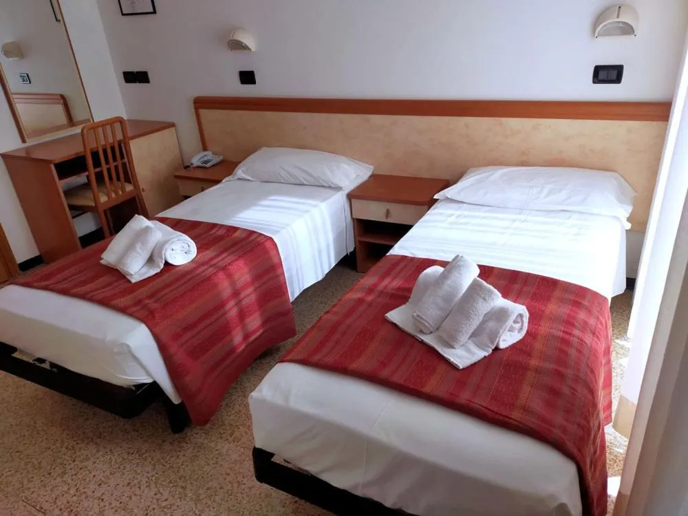 Bedroom, Bed in Ben Hur Rimini