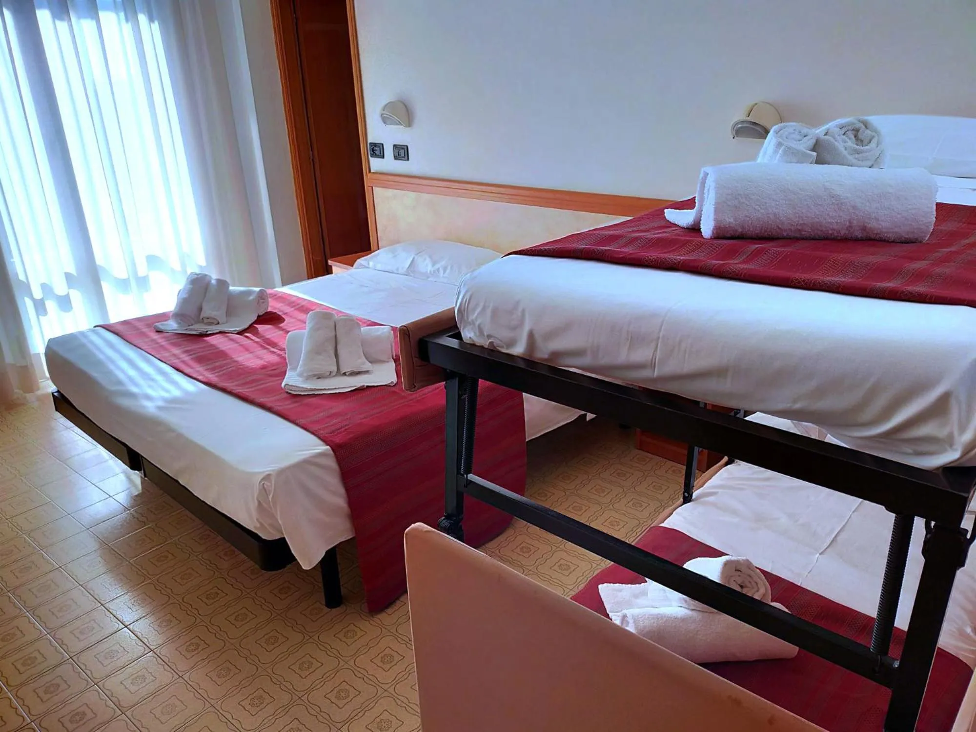 Bedroom, Bed in Ben Hur Rimini