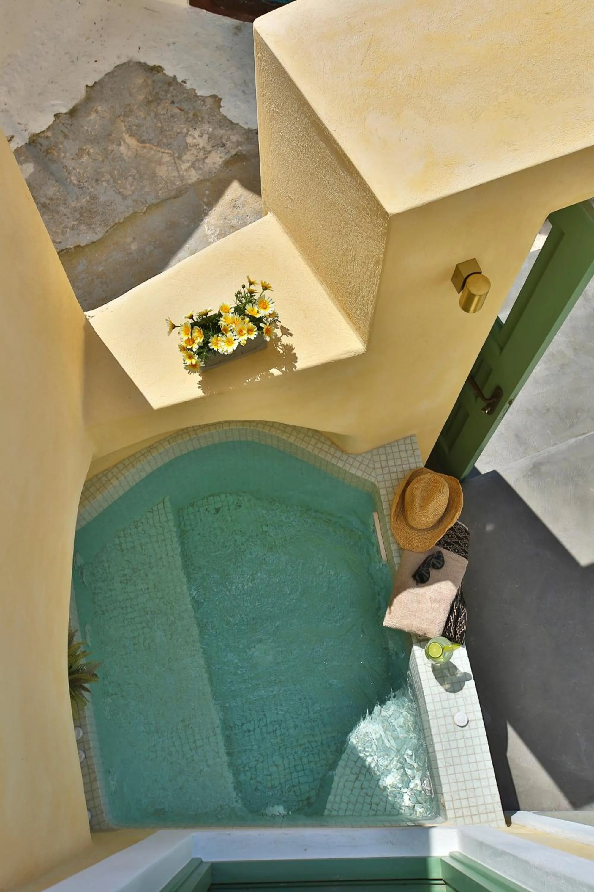 Hot Tub in Yellow Orchid Cycladic House