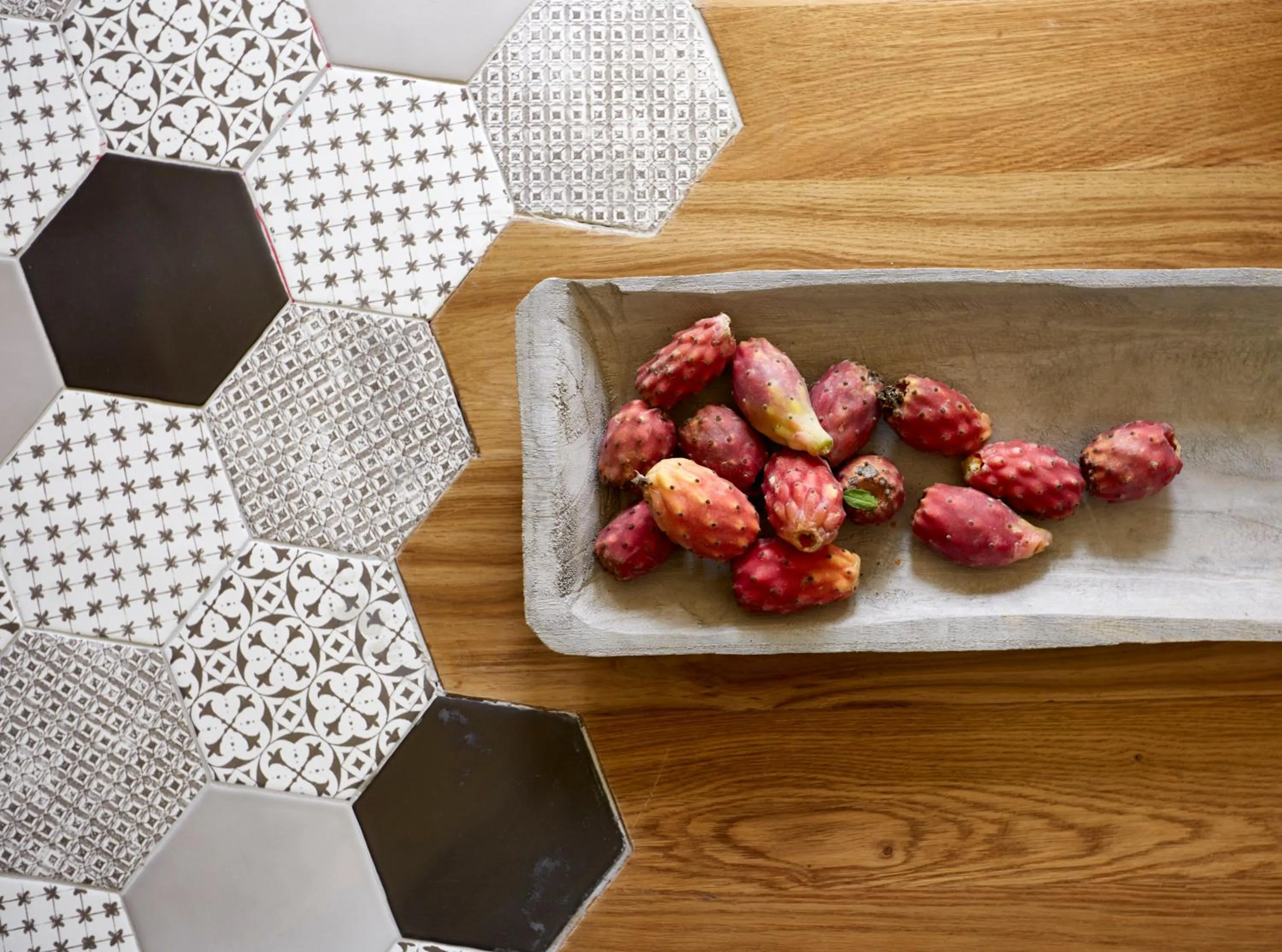 Food and drinks in Yellow Orchid Cycladic House