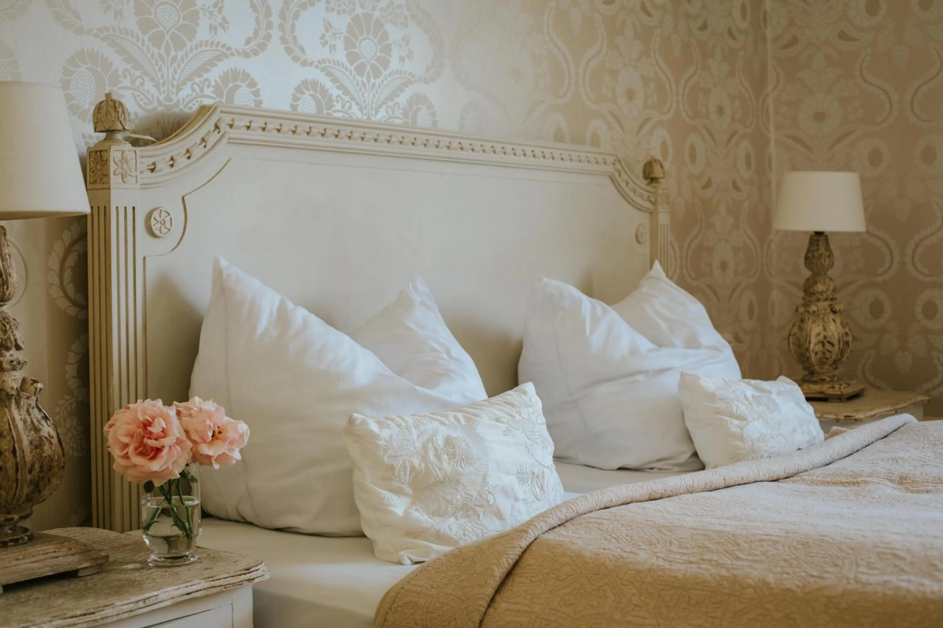 Photo of the whole room, Bed in Schloss Krugsdorf Golf & Hotel