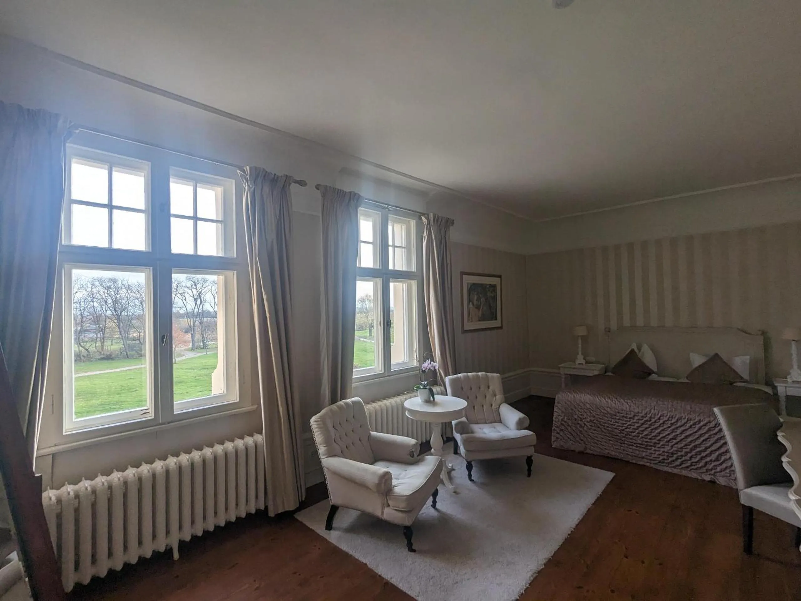 Photo of the whole room in Schloss Krugsdorf Golf & Hotel