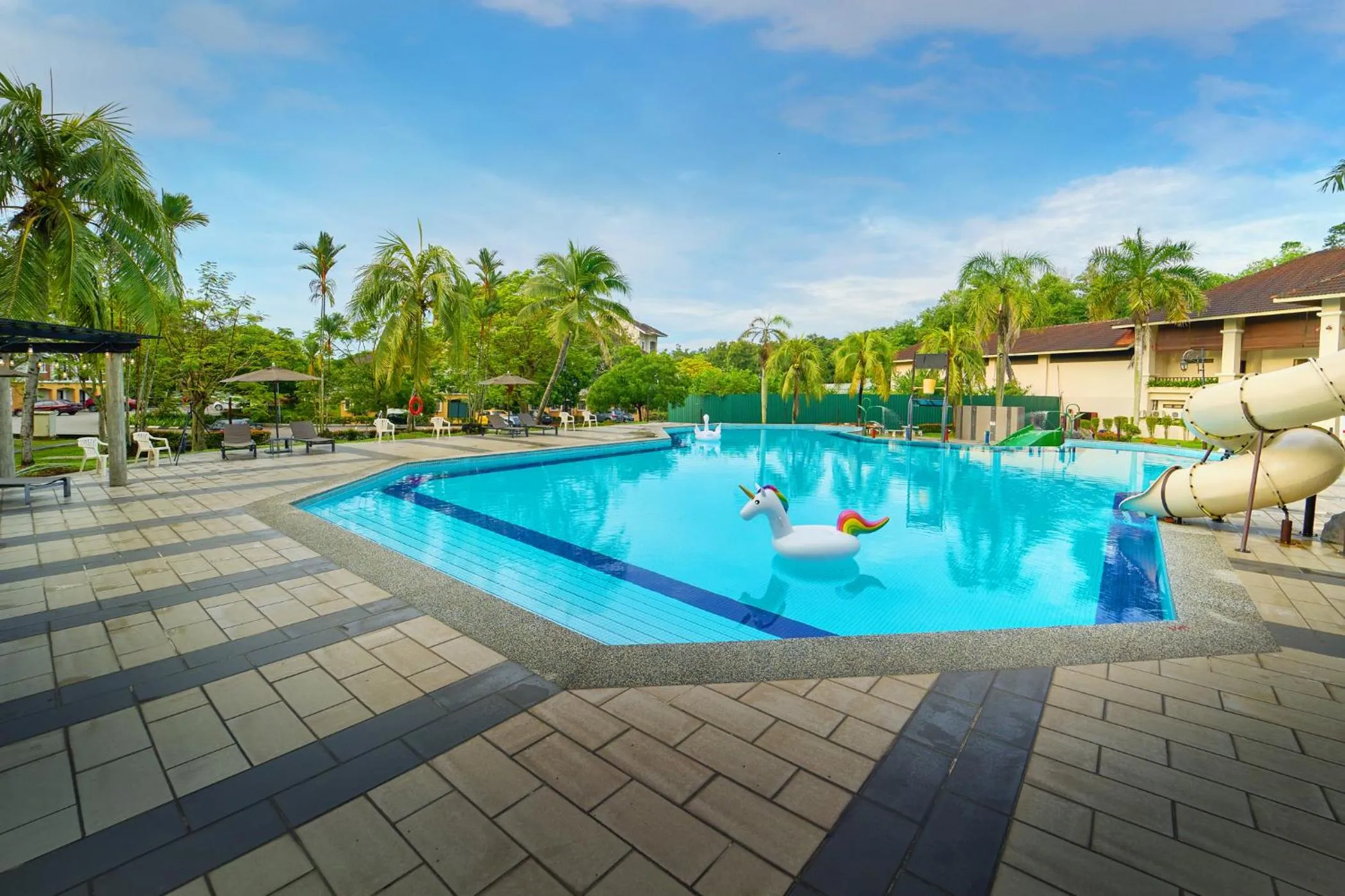 Swimming pool in SGI Vacation Club Villa @ Damai Laut Holiday Resort
