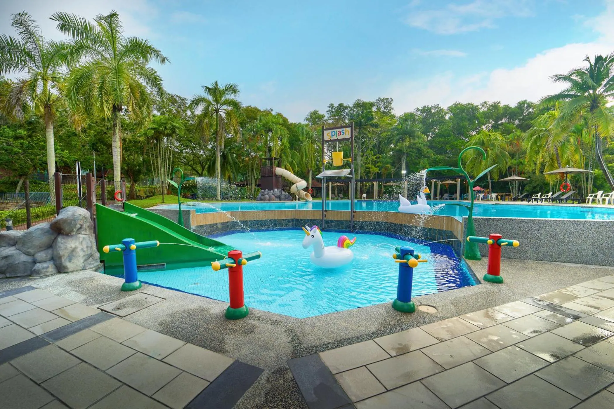 Swimming pool in SGI Vacation Club Villa @ Damai Laut Holiday Resort