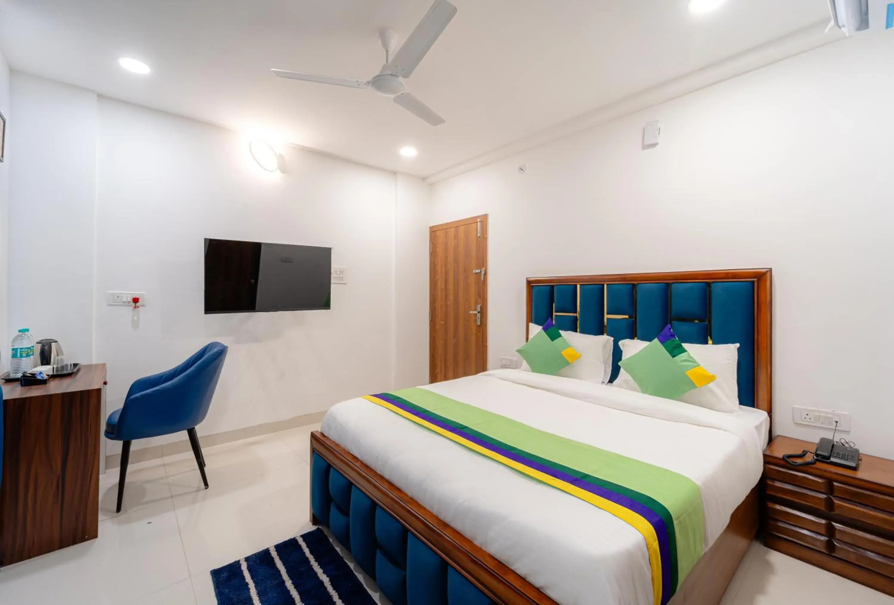 Treebo Pure Earth Stay, Vijay Nagar Treebo Pure Earth Stay, Vijay Nagar
