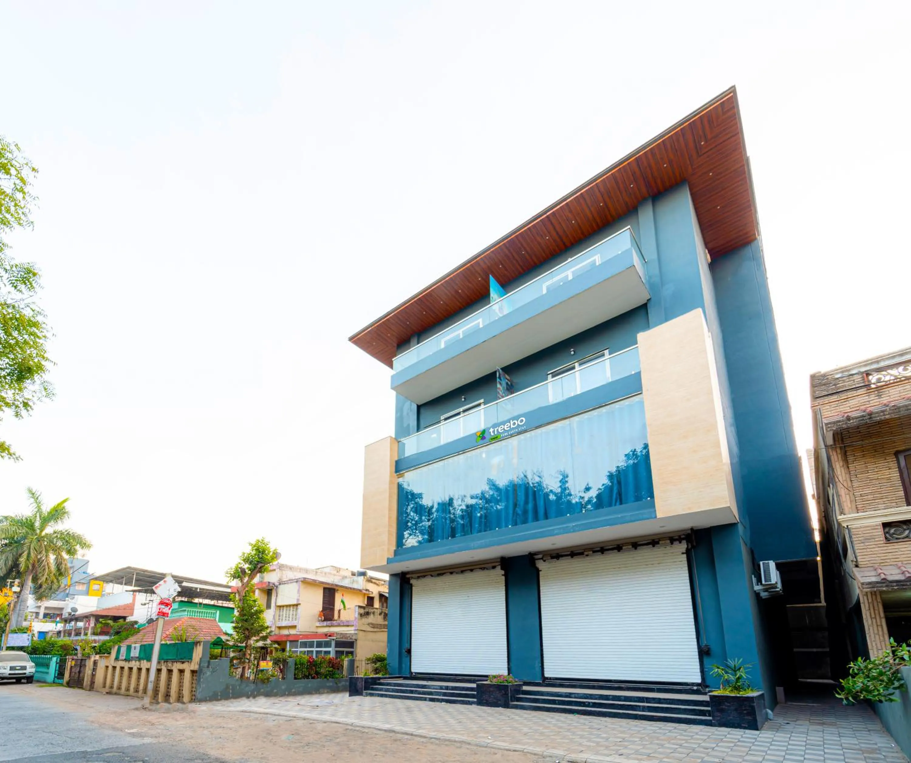 Facade/entrance in Treebo Pure Earth Stay, Vijay Nagar