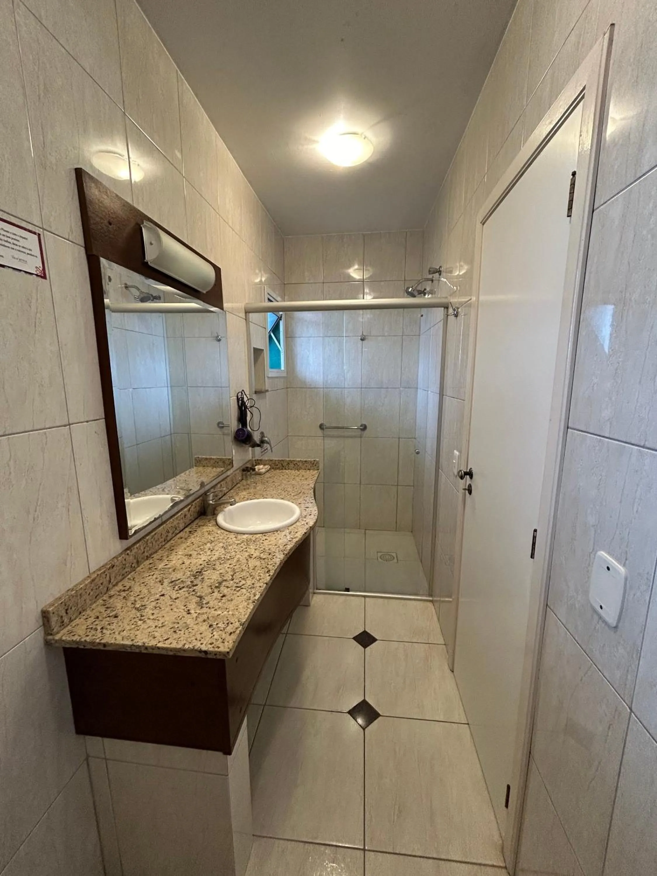 Shower in Pousada Stillo Gramado Via Serena