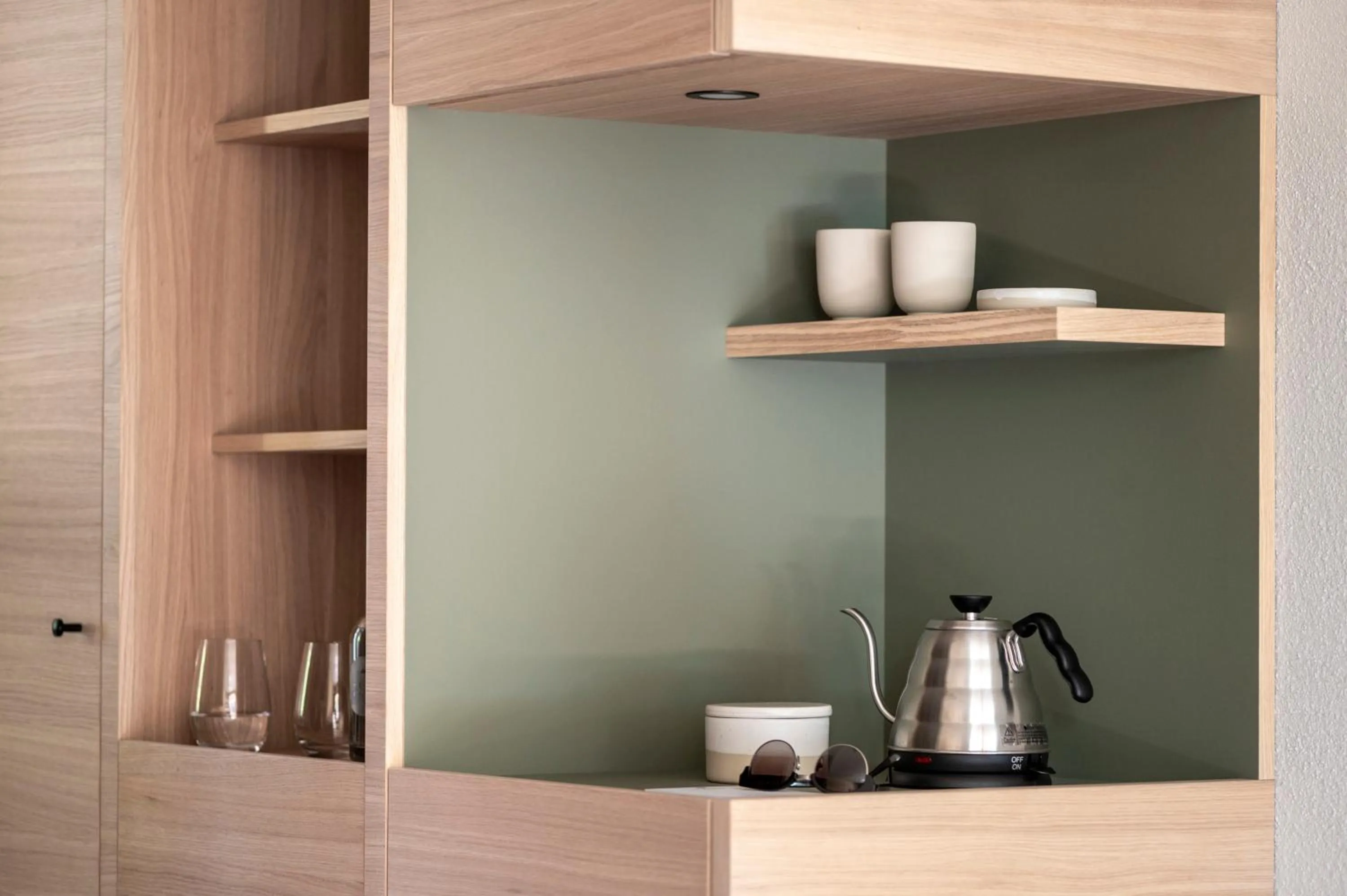 Coffee/tea facilities in Seegut Zeppelin - a member of Design Hotels