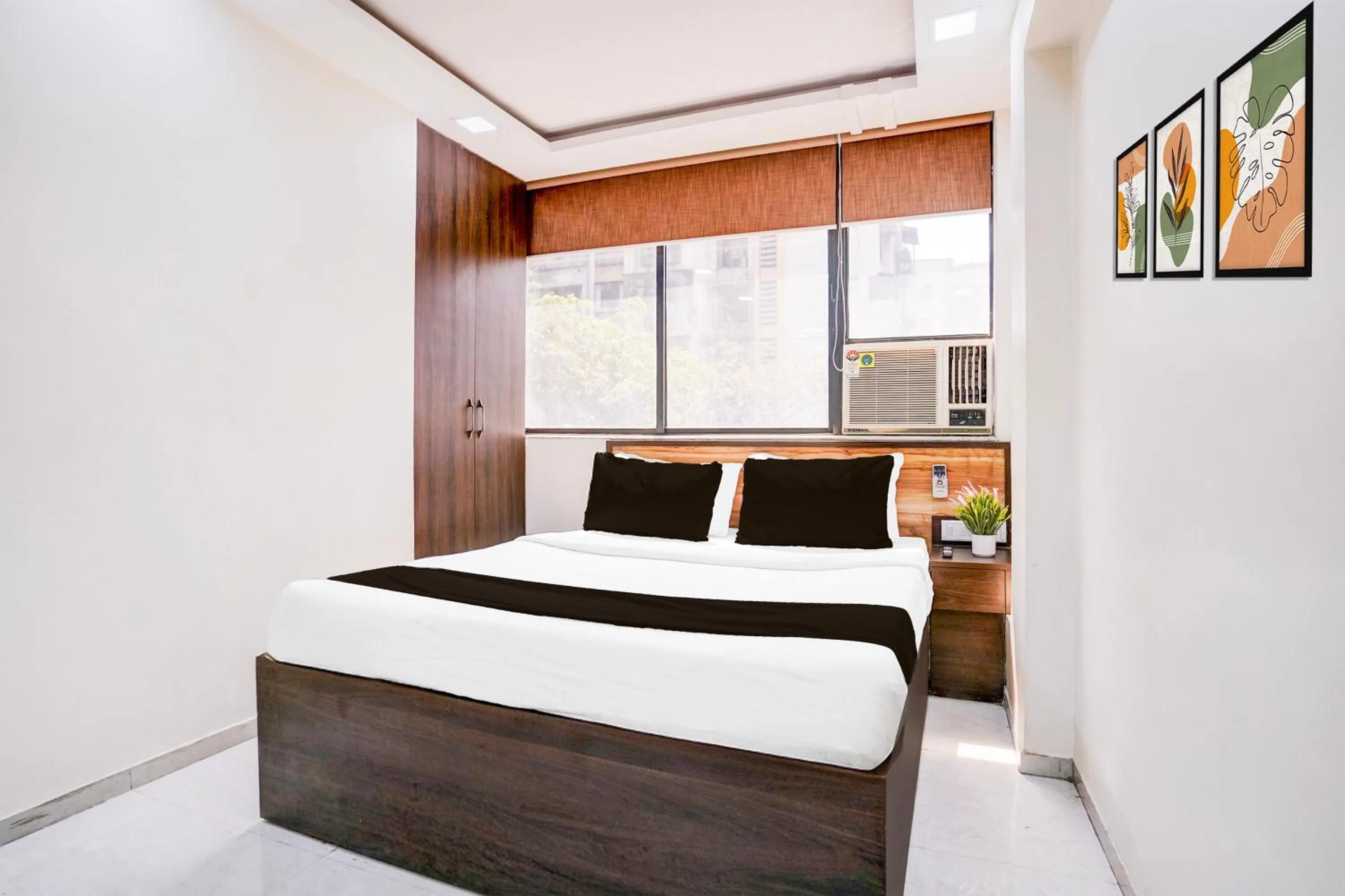 Bedroom in Collection O Sector 5 Sanpada Formerly Opal Comforts