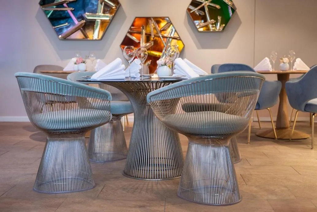 Restaurant/places to eat in Restaurant Hotel Merlet
