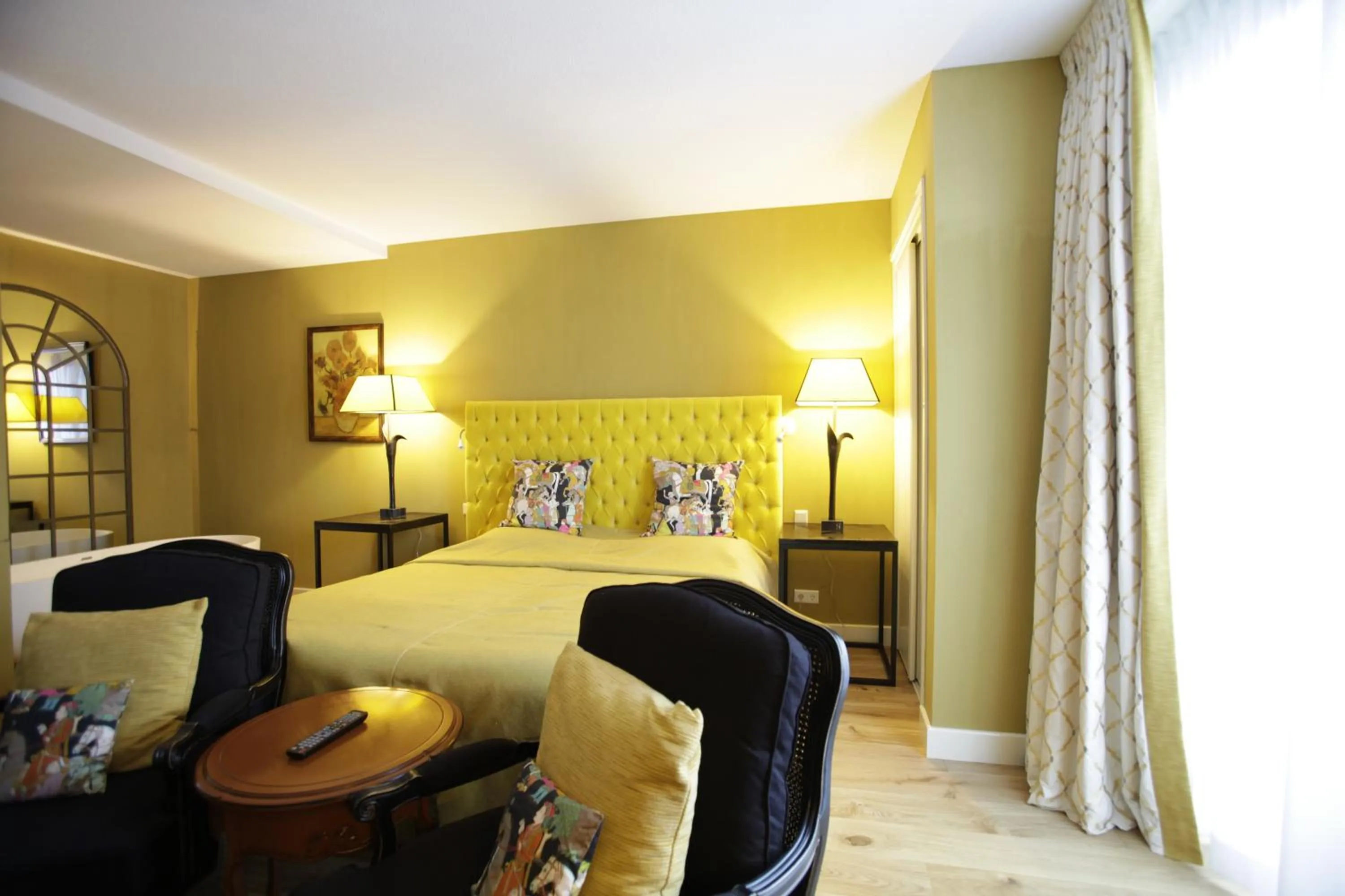 Bed in Restaurant Hotel Merlet