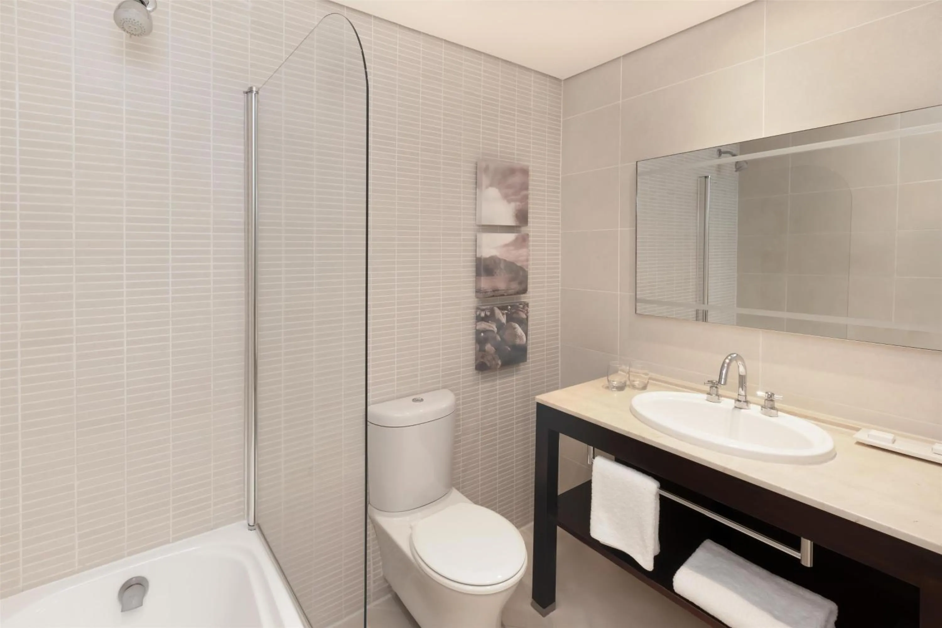 Bathroom in Garden Court Kings Beach