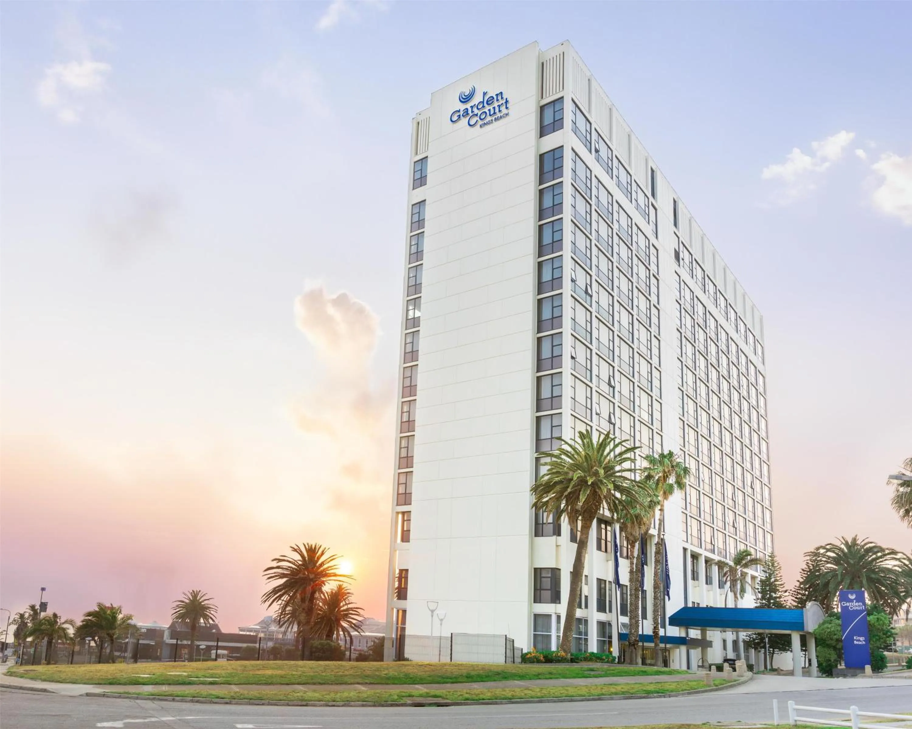 Property building in Garden Court Kings Beach