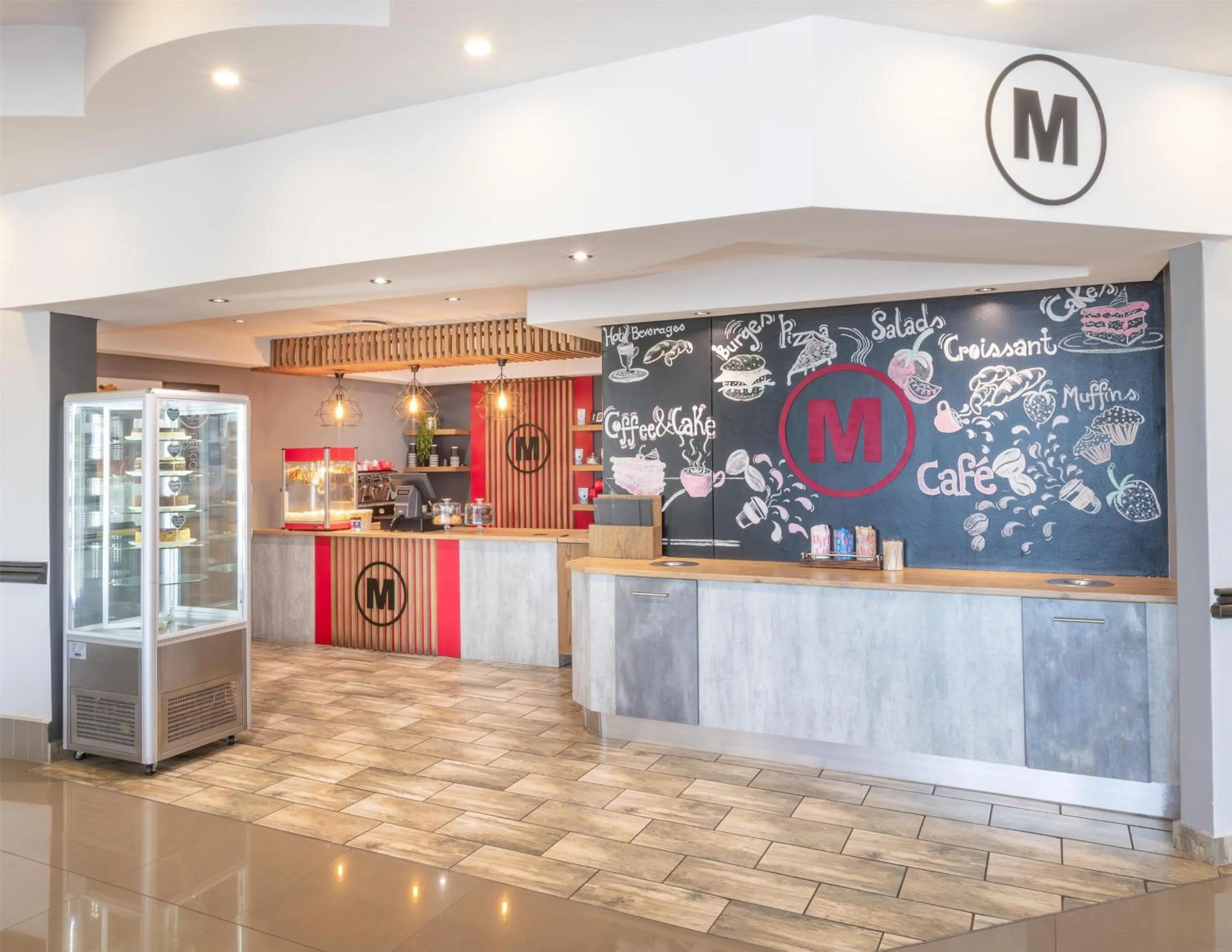 Food and drinks in Garden Court Kings Beach