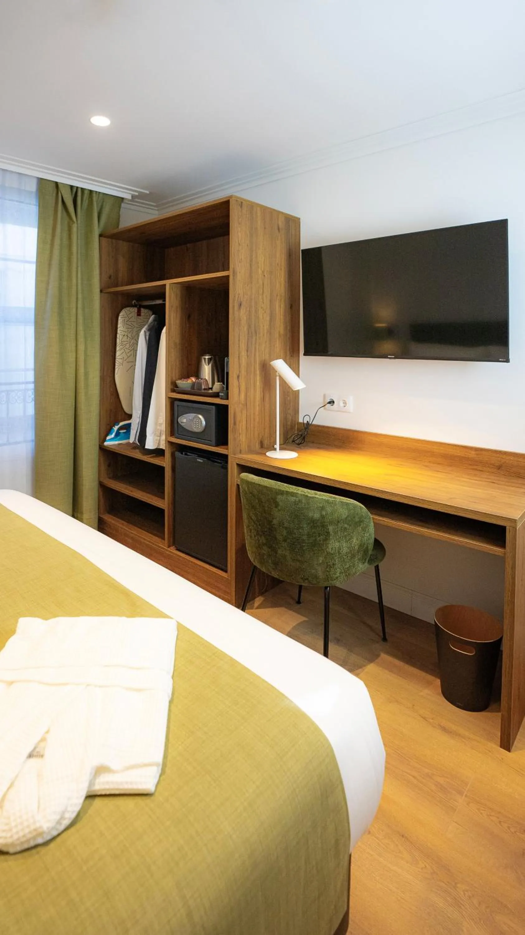 Bedroom, Bed in Casa Pince