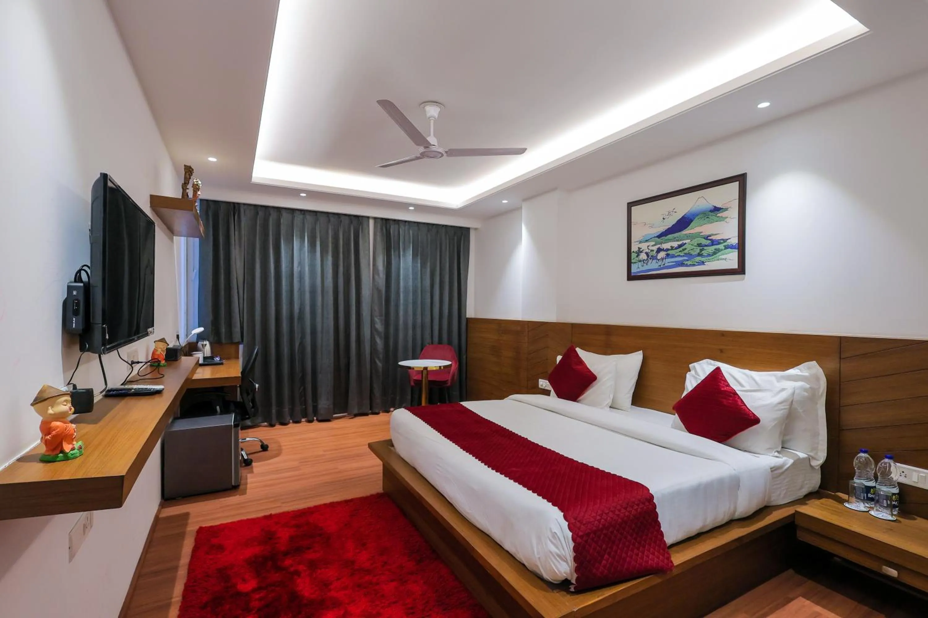 Photo of the whole room, Bed in Nikko Premier - Near Medanta Hospital