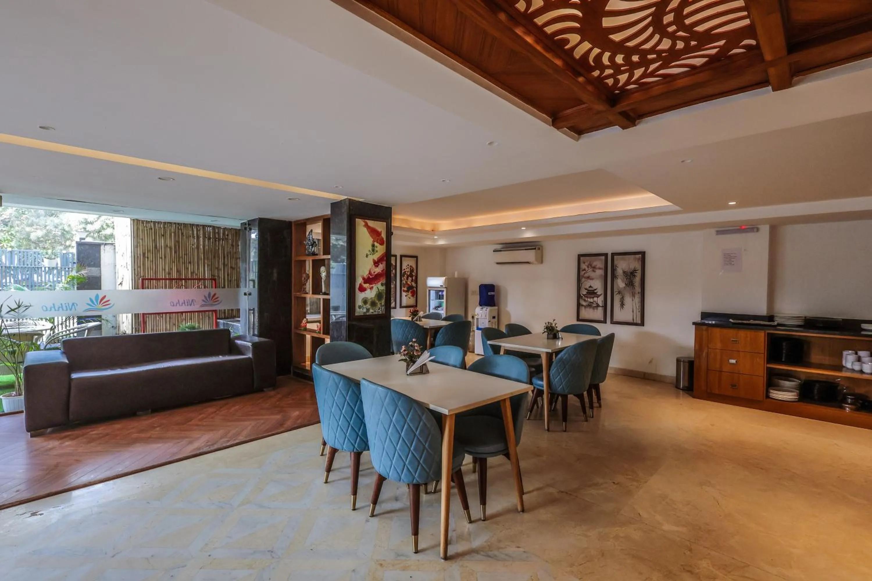 Restaurant/places to eat in Nikko Premier - Near Medanta Hospital