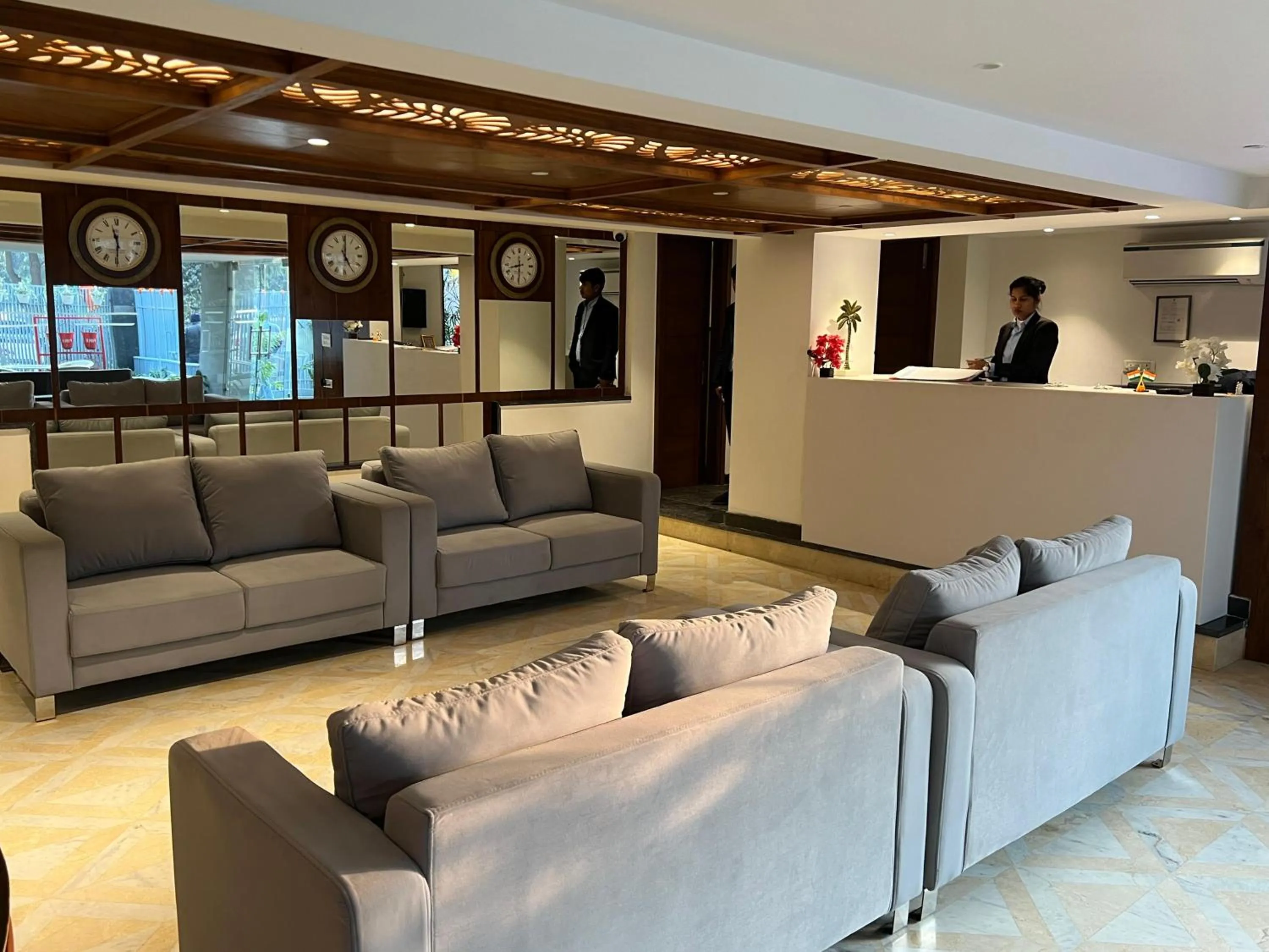 Lobby or reception in Nikko Premier - Near Medanta Hospital