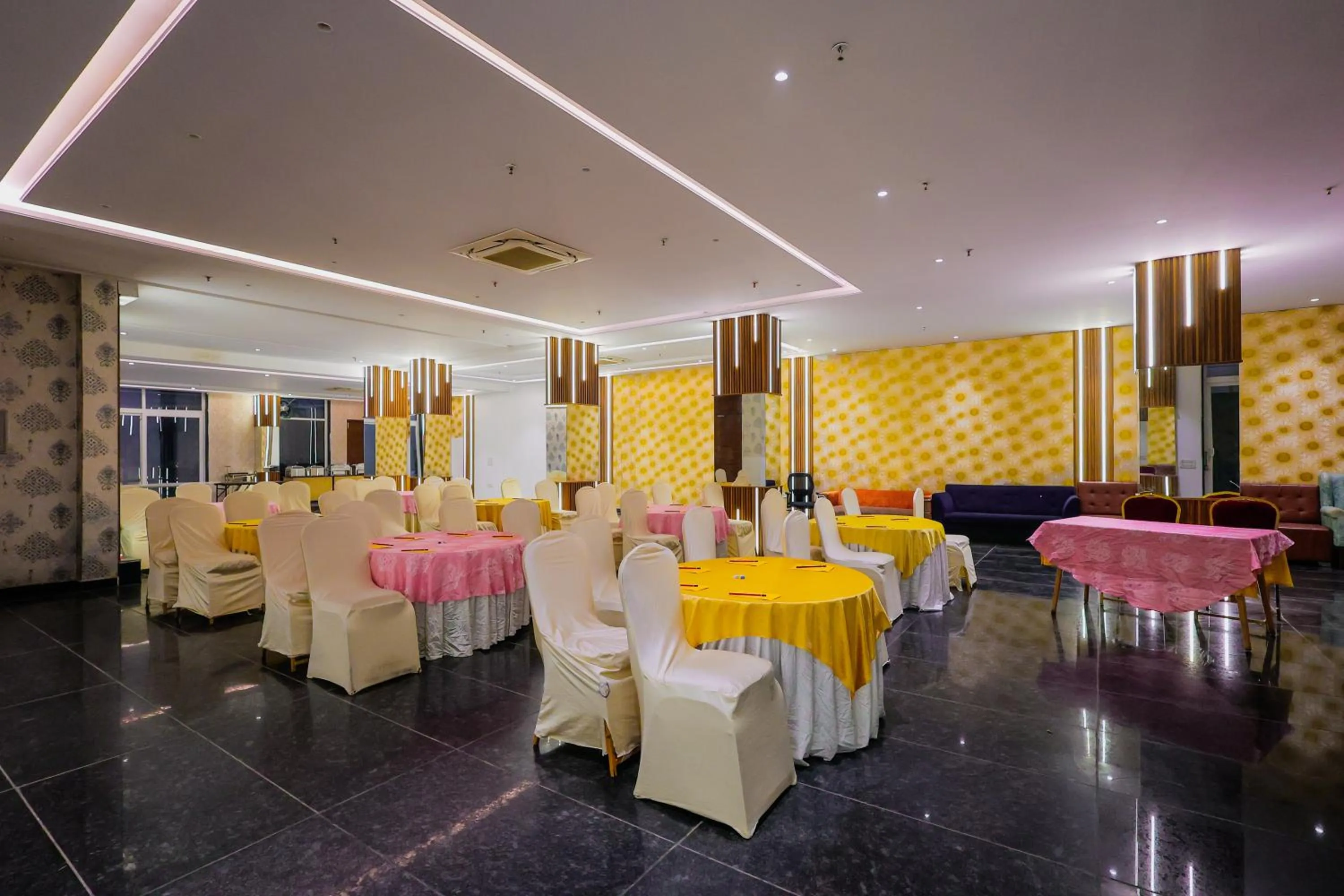 Banquet/Function facilities in Nikko Premier - Near Medanta Hospital