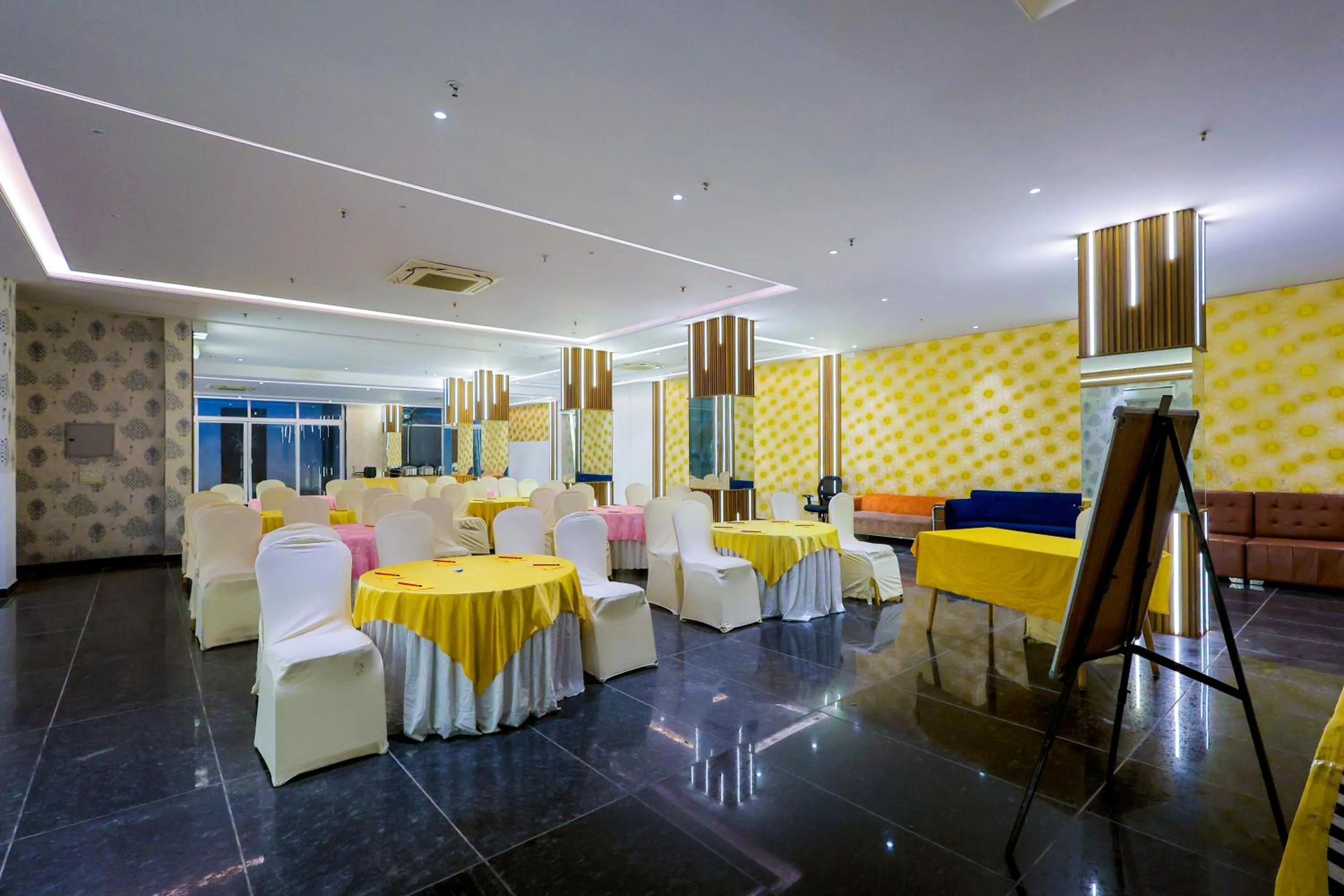 Banquet/Function facilities in Nikko Premier - Near Medanta Hospital