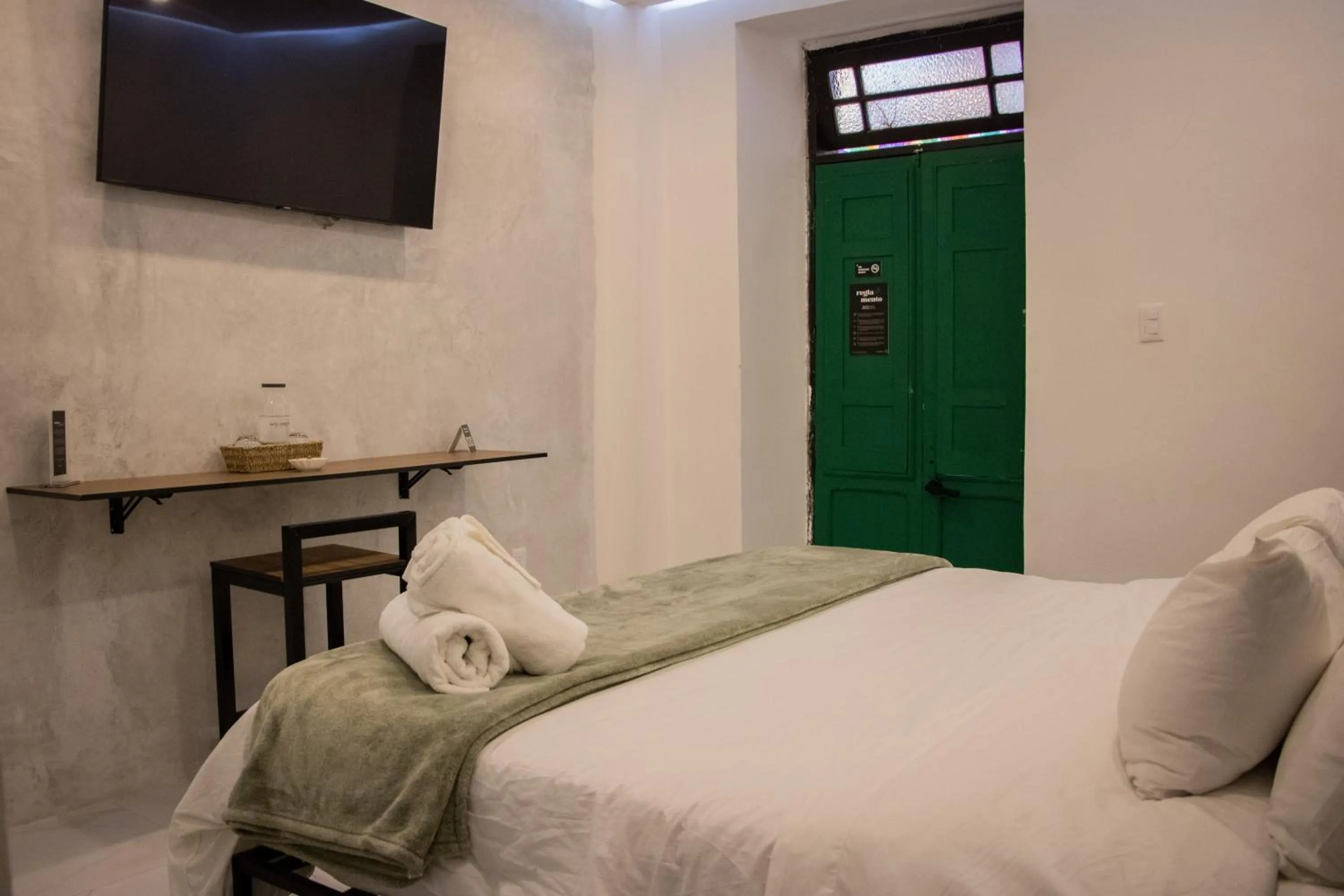 Bedroom, Bed in Collection O Patio Zaragoza