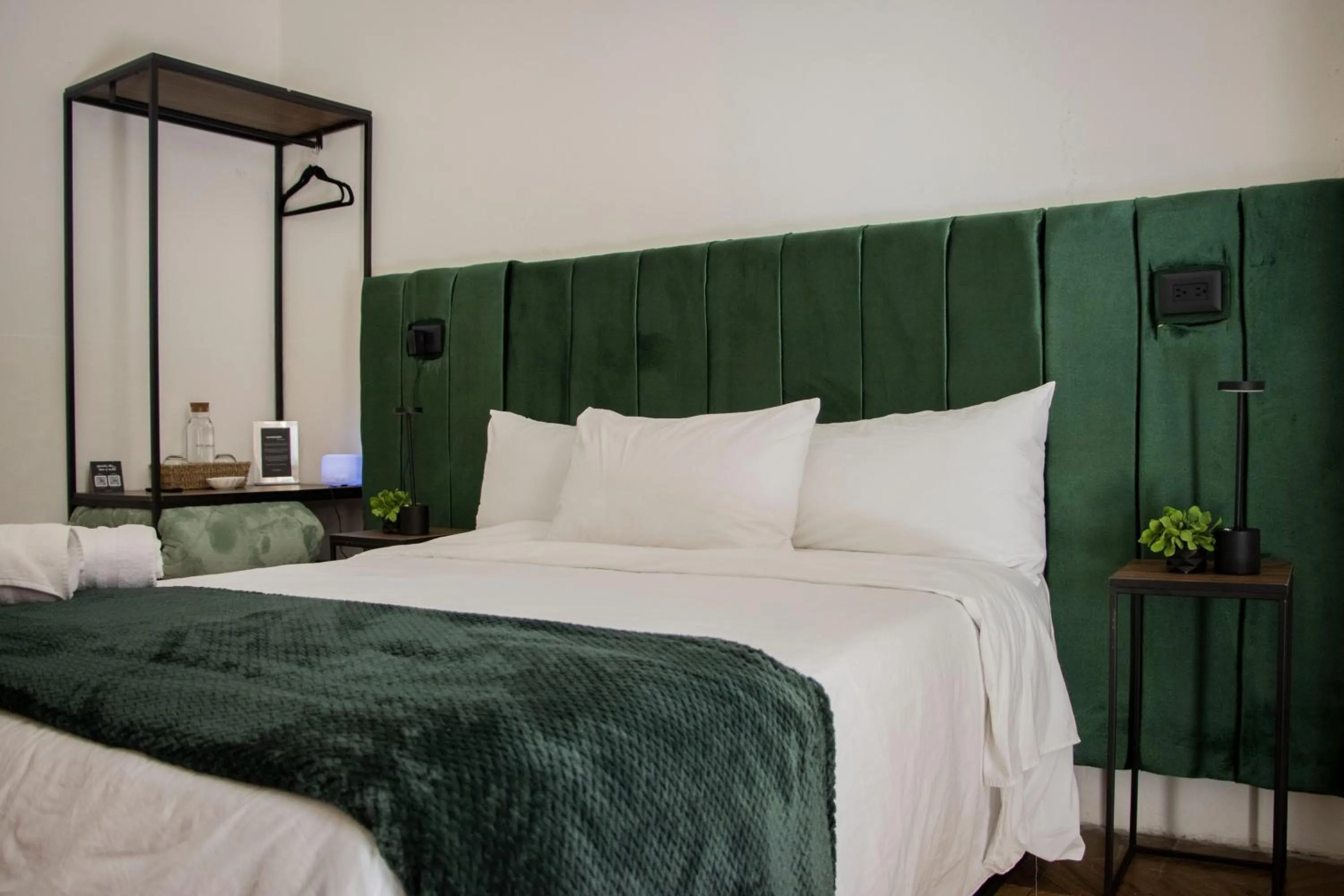 Bedroom, Bed in Collection O Patio Zaragoza