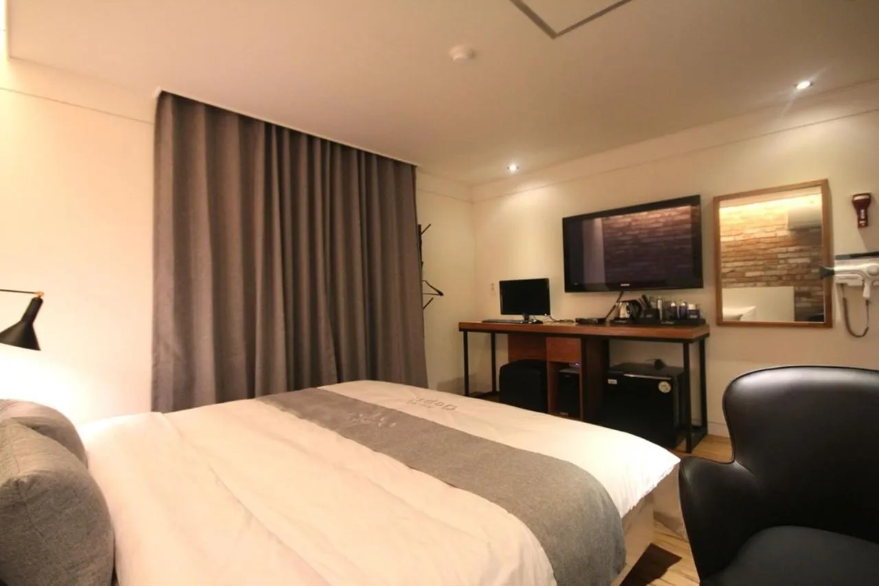 Bed in Yeonsan Oops Hotel