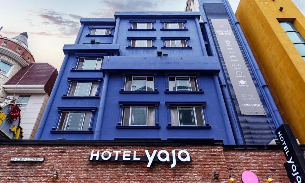 Facade/entrance in Hotel Yaja Cheongju Terminal Branch
