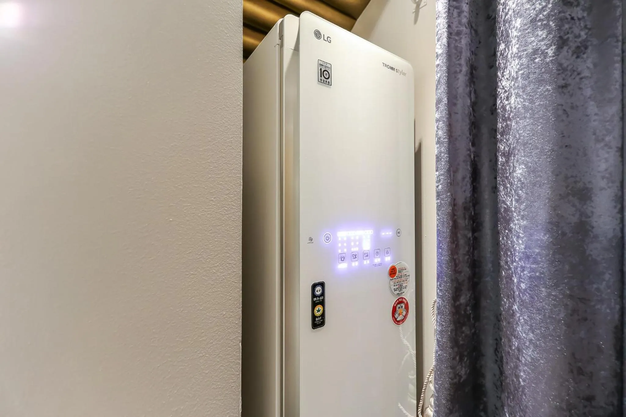 wardrobe in Hotel Yaja Cheongju Terminal Branch