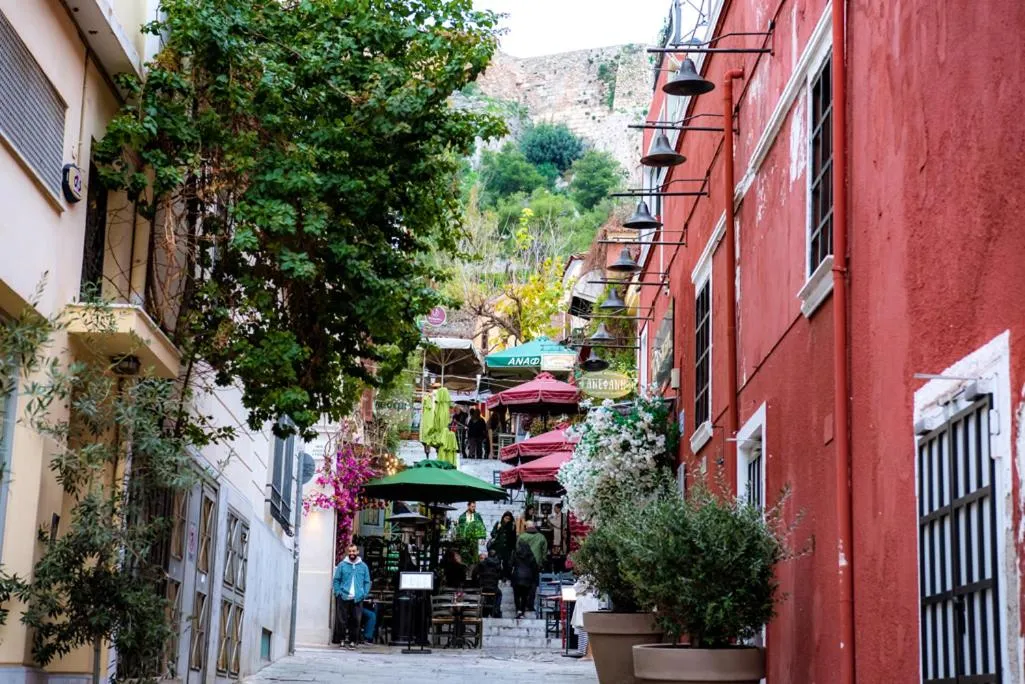 Neighbourhood in Athens Muses Suites