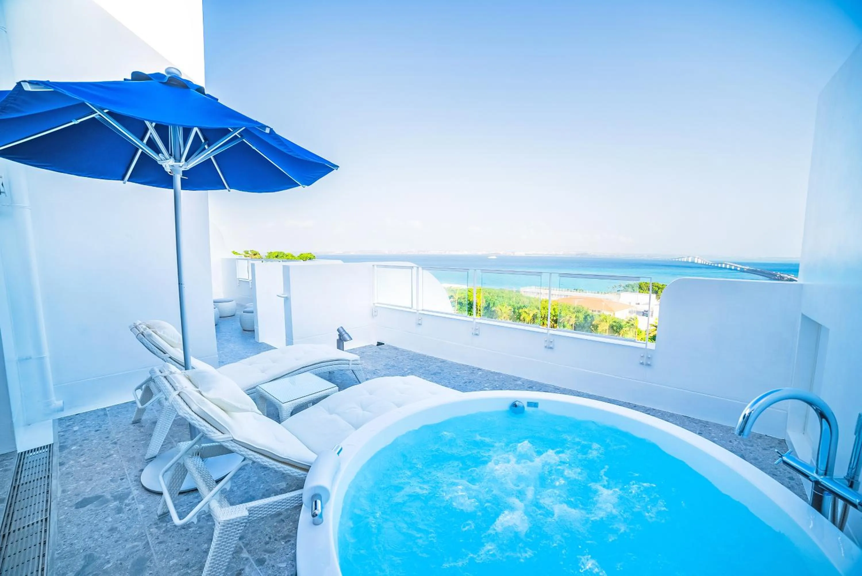 Bathroom in SANTORINI HOTEL&VILLAS MIYAKOJIMA