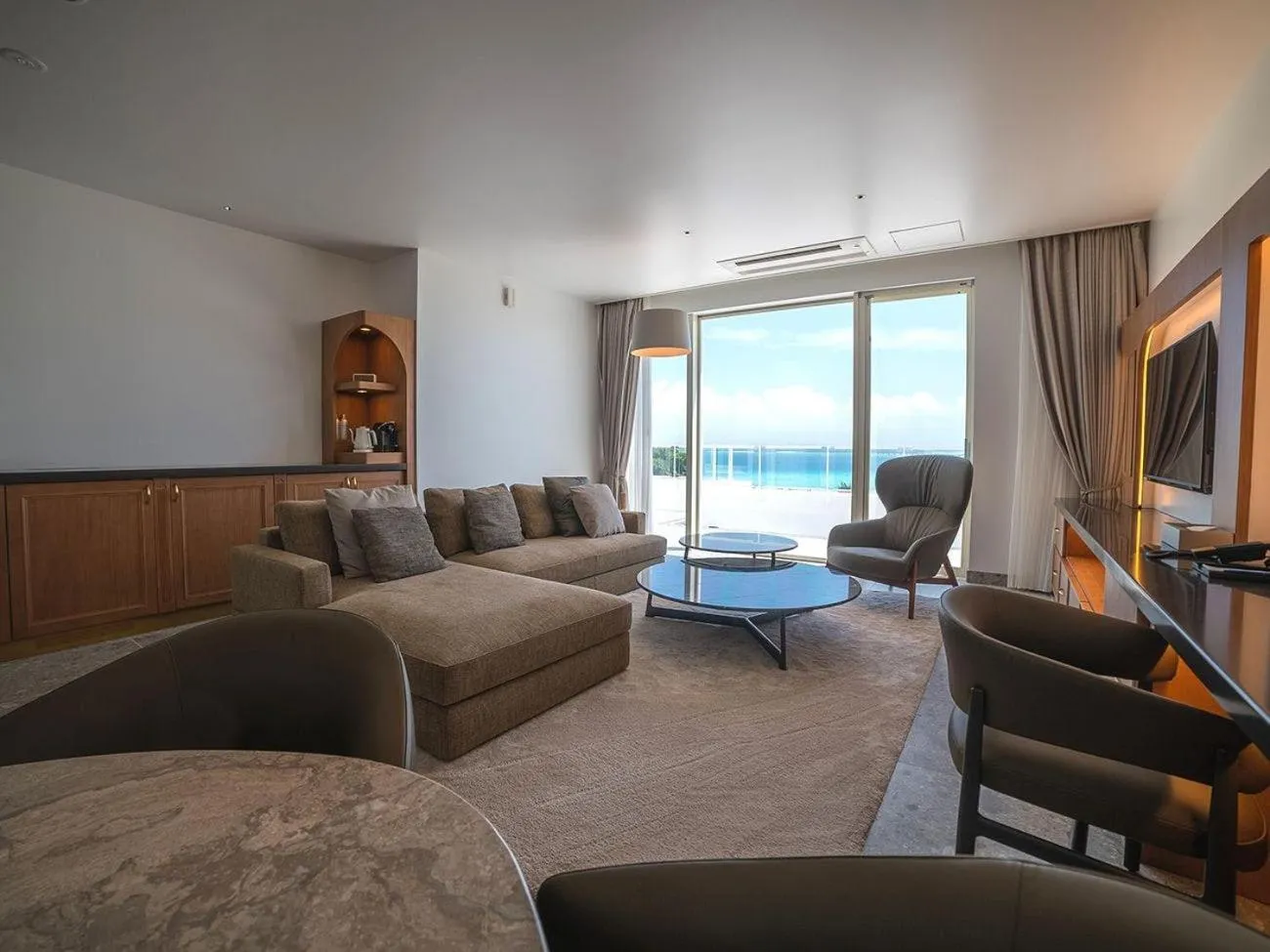 Living room in SANTORINI HOTEL&VILLAS MIYAKOJIMA