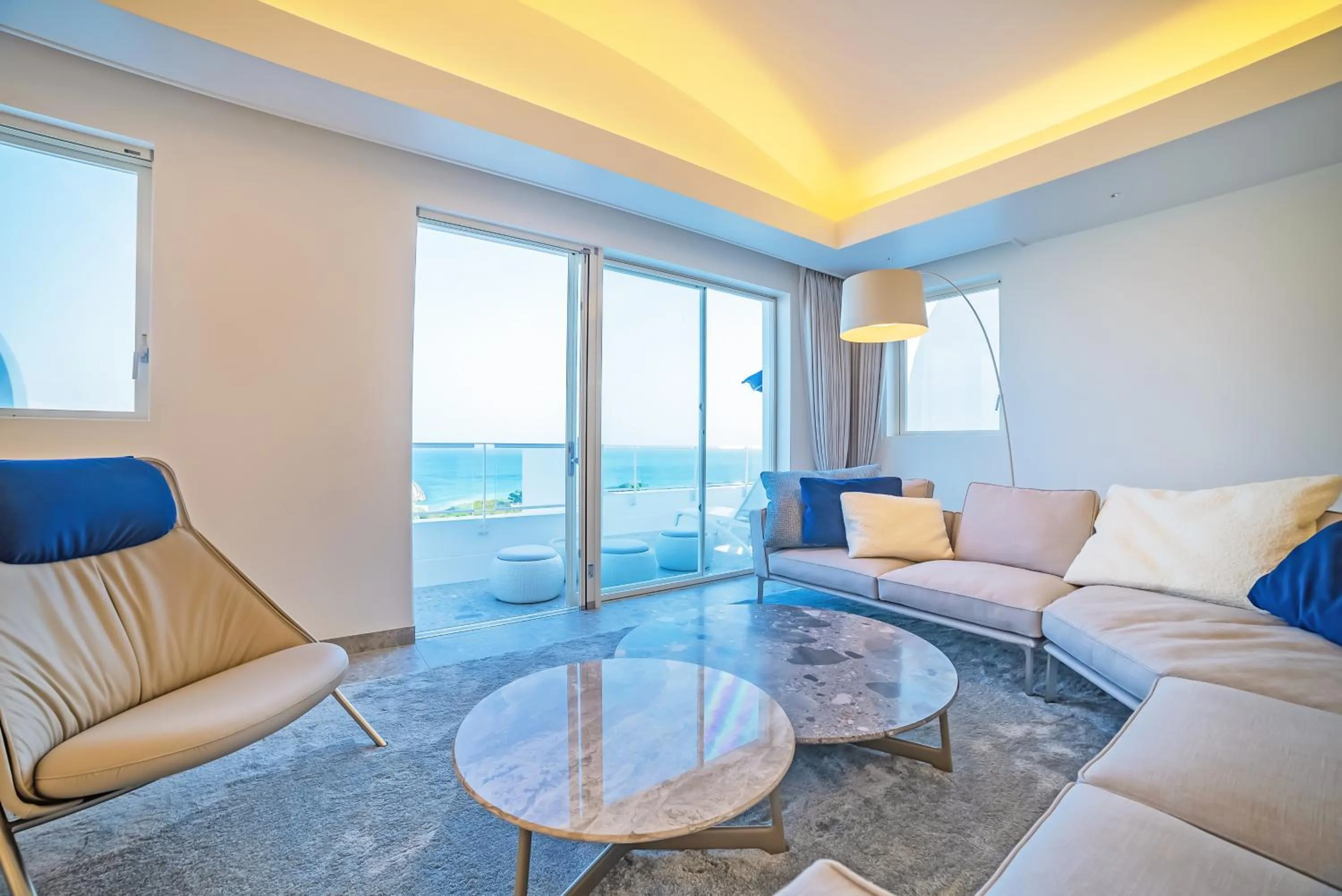 SANTORINI HOTEL&VILLAS MIYAKOJIMA