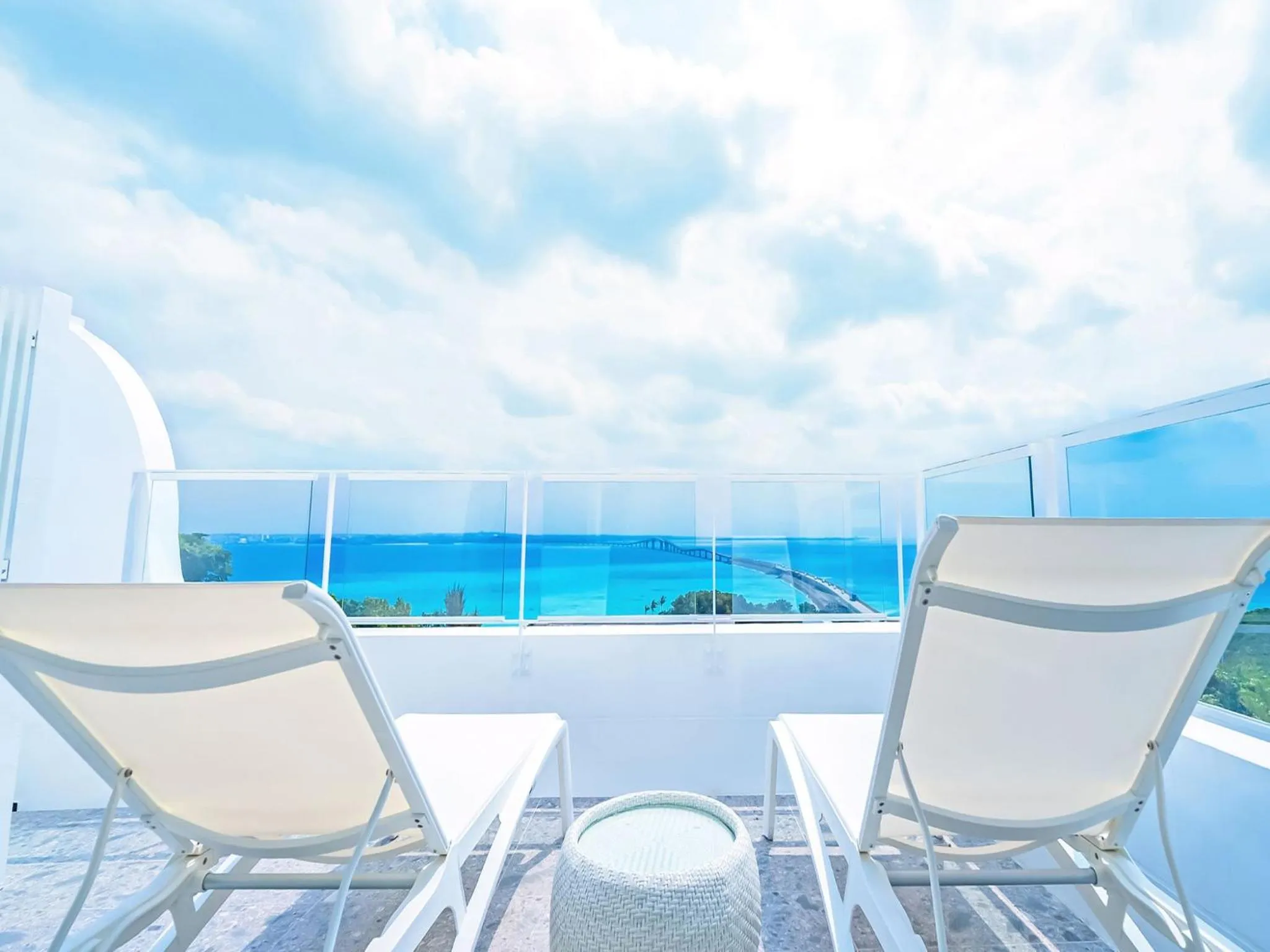 Balcony/Terrace in SANTORINI HOTEL&VILLAS MIYAKOJIMA