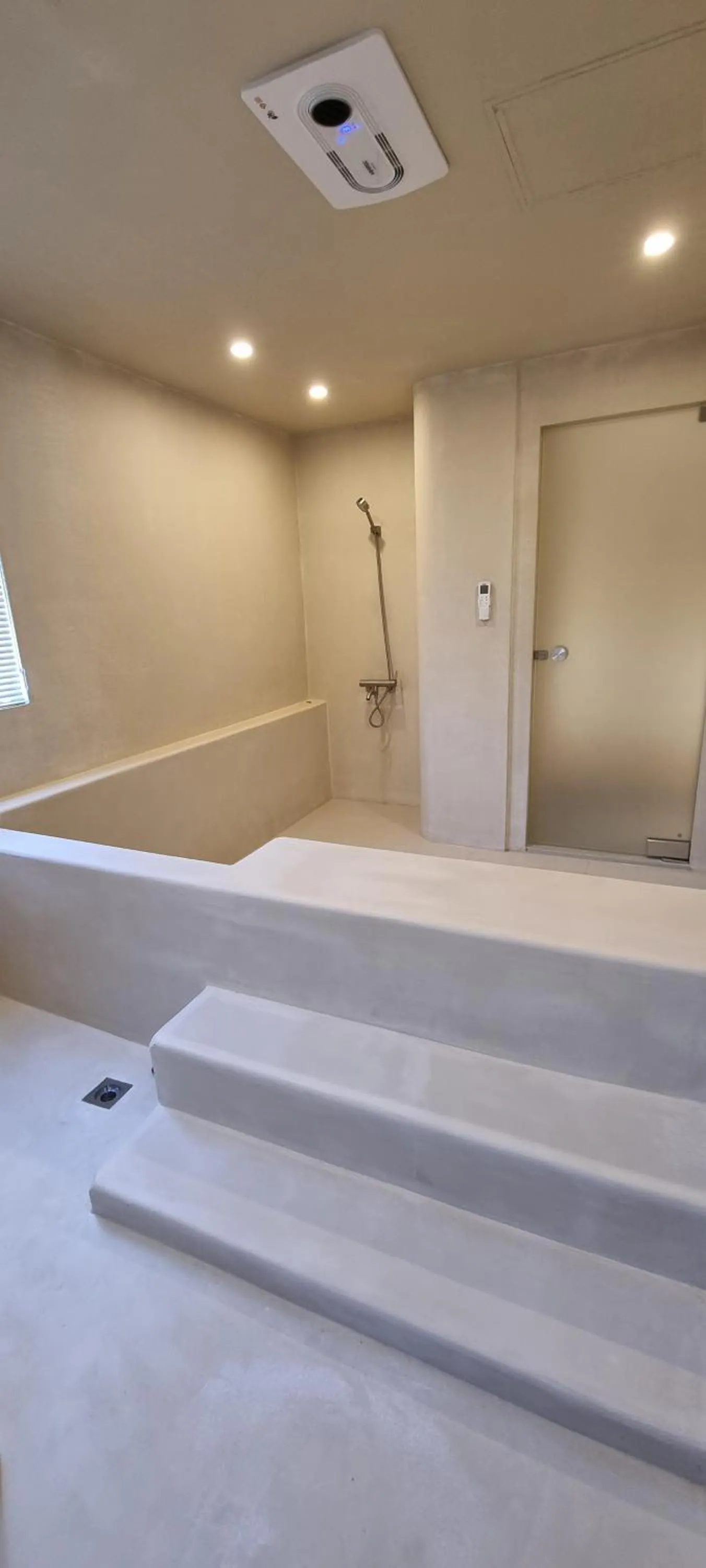 Hot Tub in Island Stay