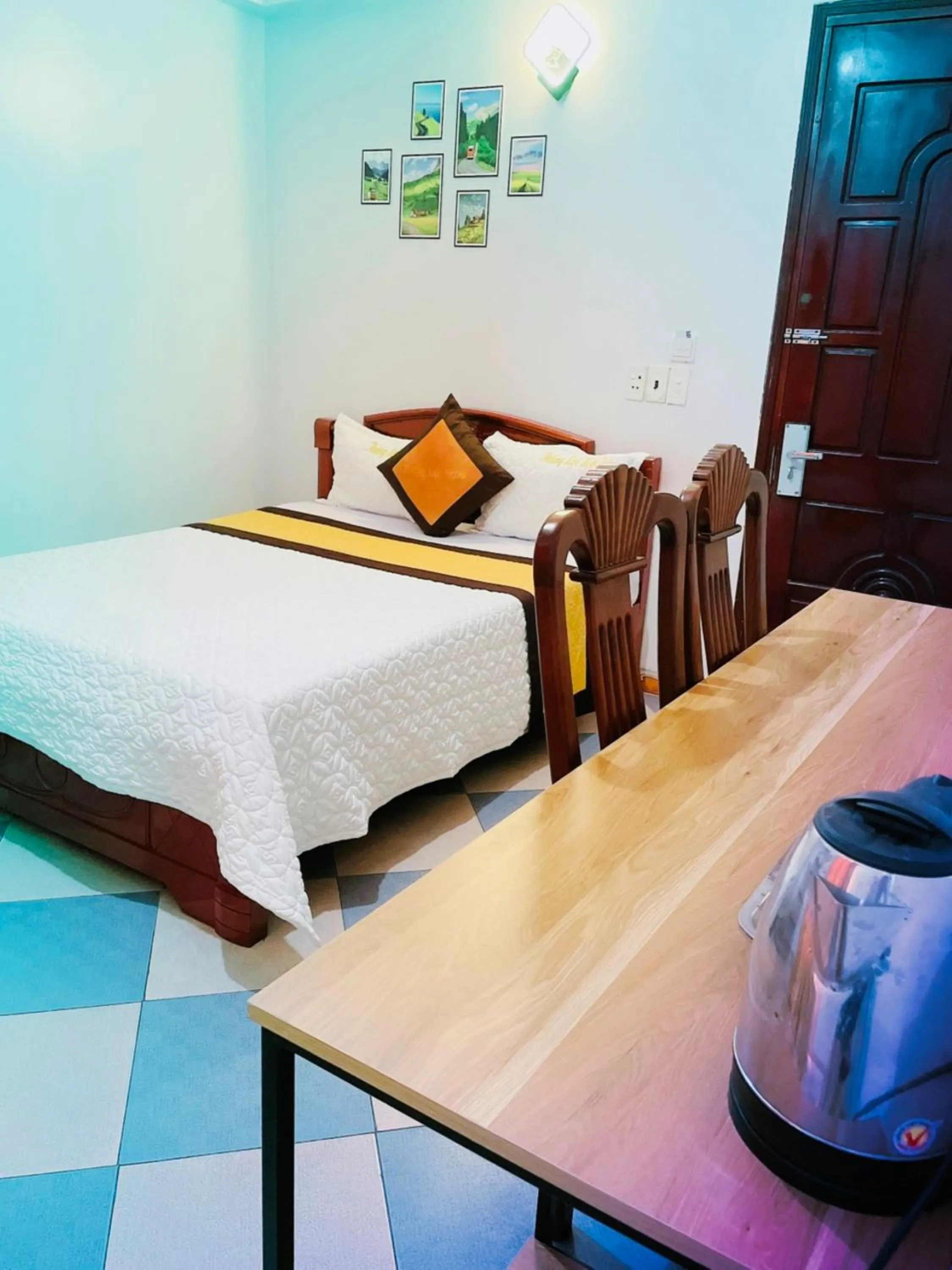 Bedroom, Bed in Thắng Lợi Hotel