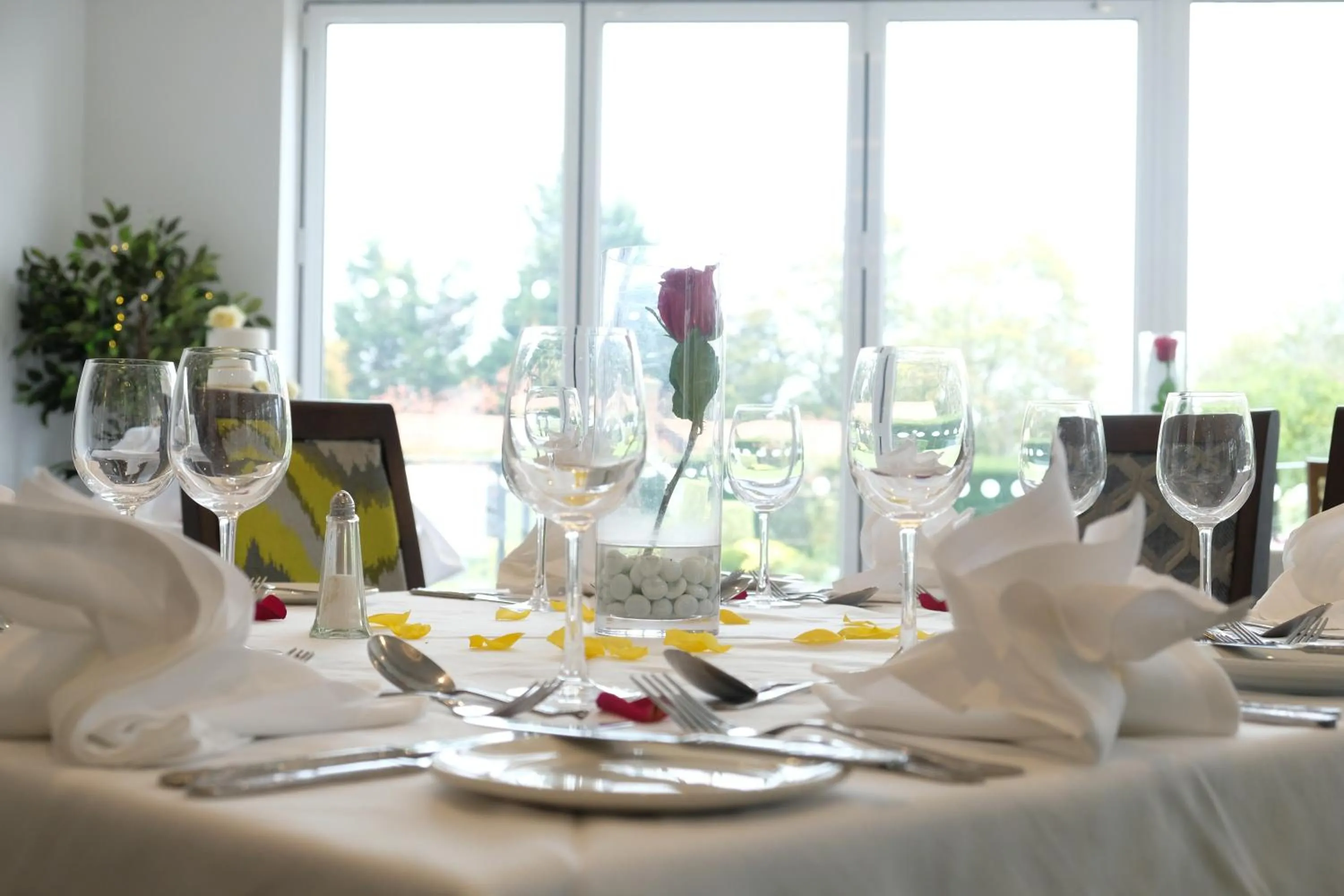 Restaurant/places to eat in Best Western Priory Hotel