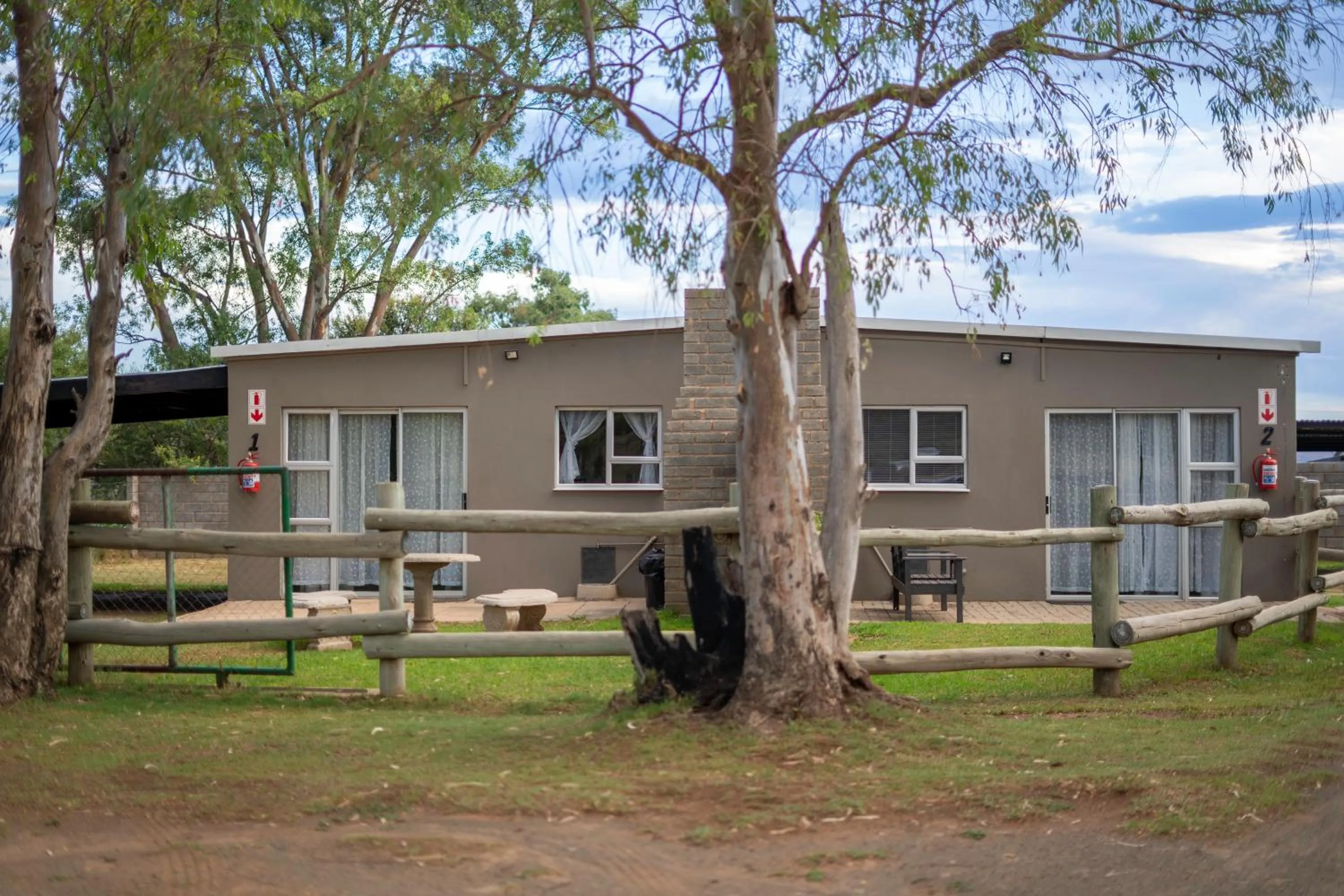 Property building in Amberdale Estate Self Catering