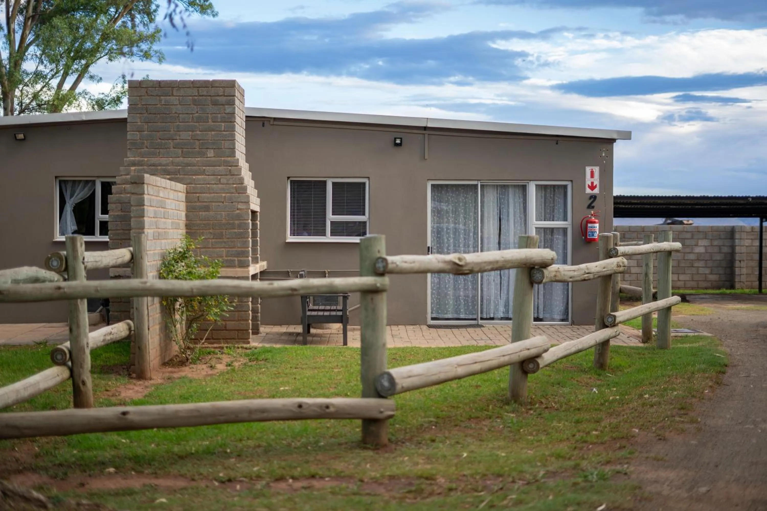 Property building in Amberdale Estate Self Catering