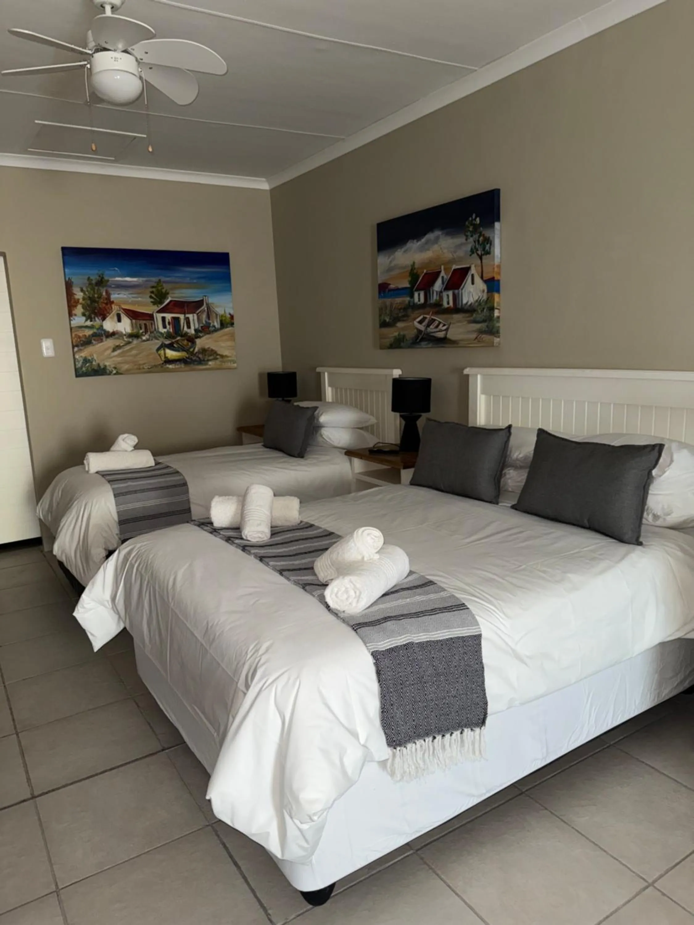Bed in Amberdale Estate Self Catering