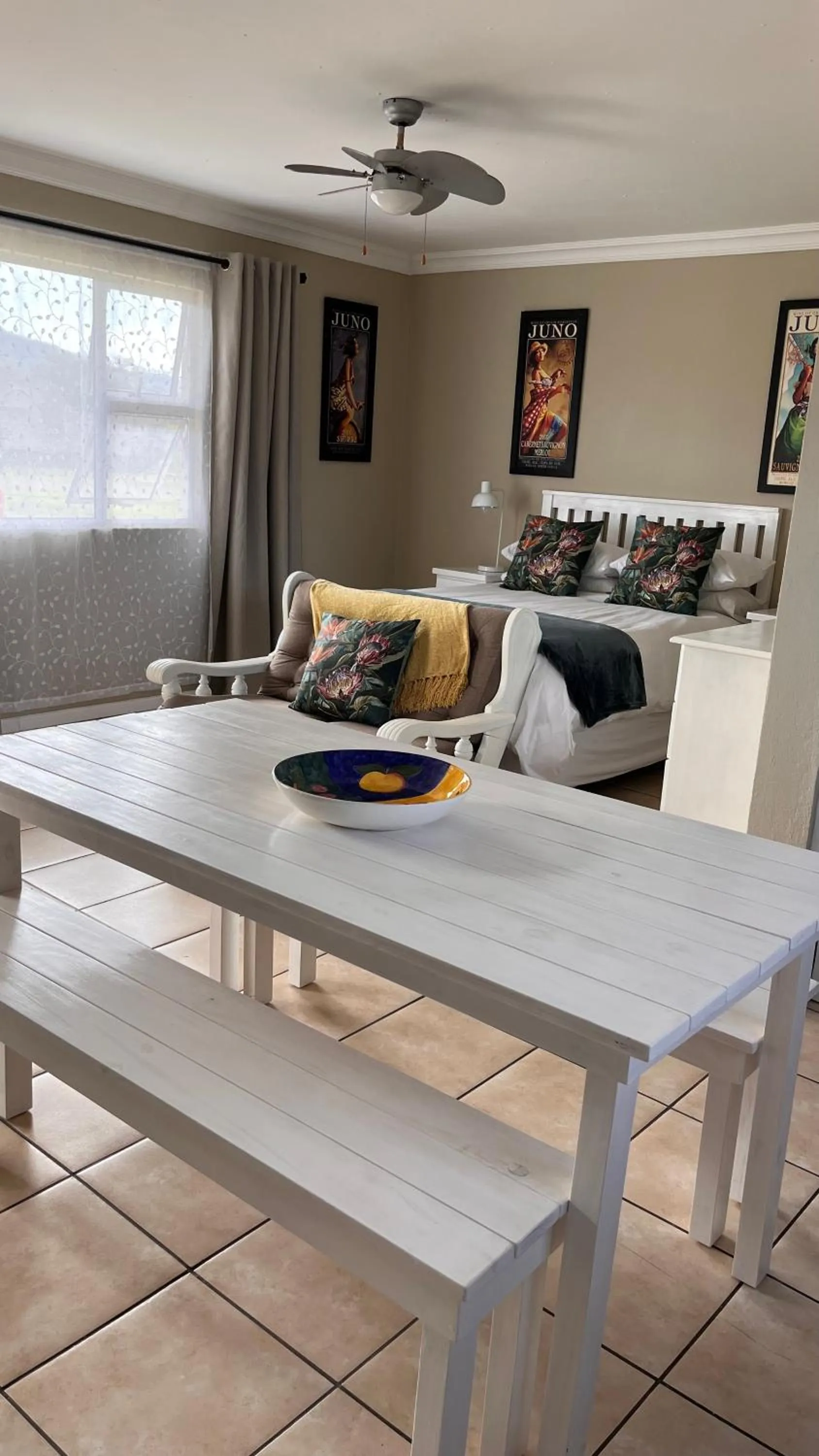 Living room in Amberdale Estate Self Catering